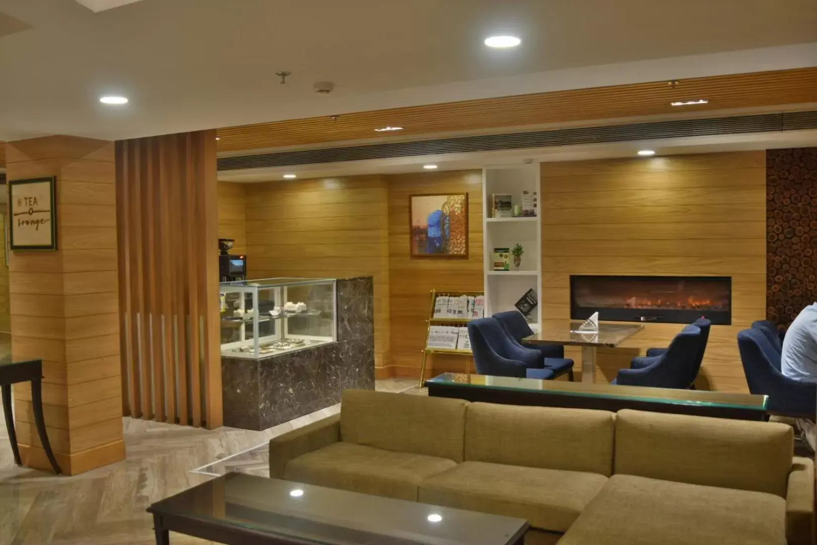 Seating area in Country Inn & Suites By Radisson Jammu
