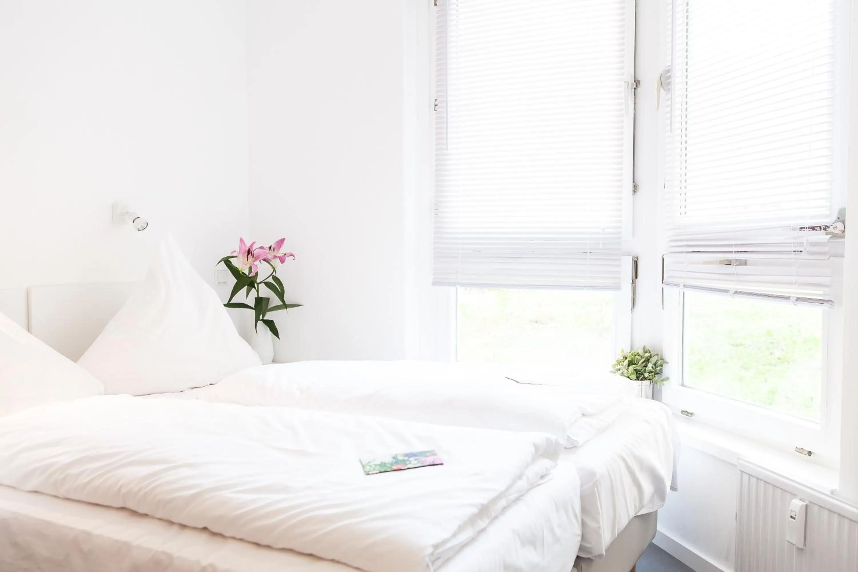 Bed in BNB near Brandenburg Gate - Rooms & Apartments