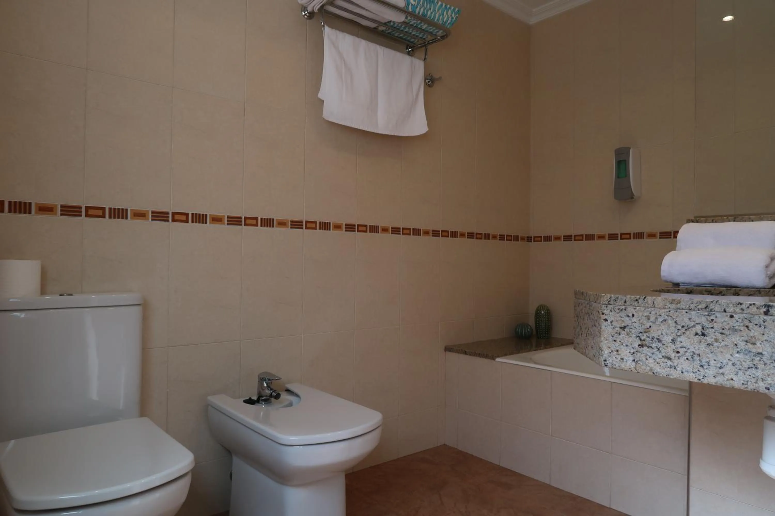 Bathroom in El Camí Hotel