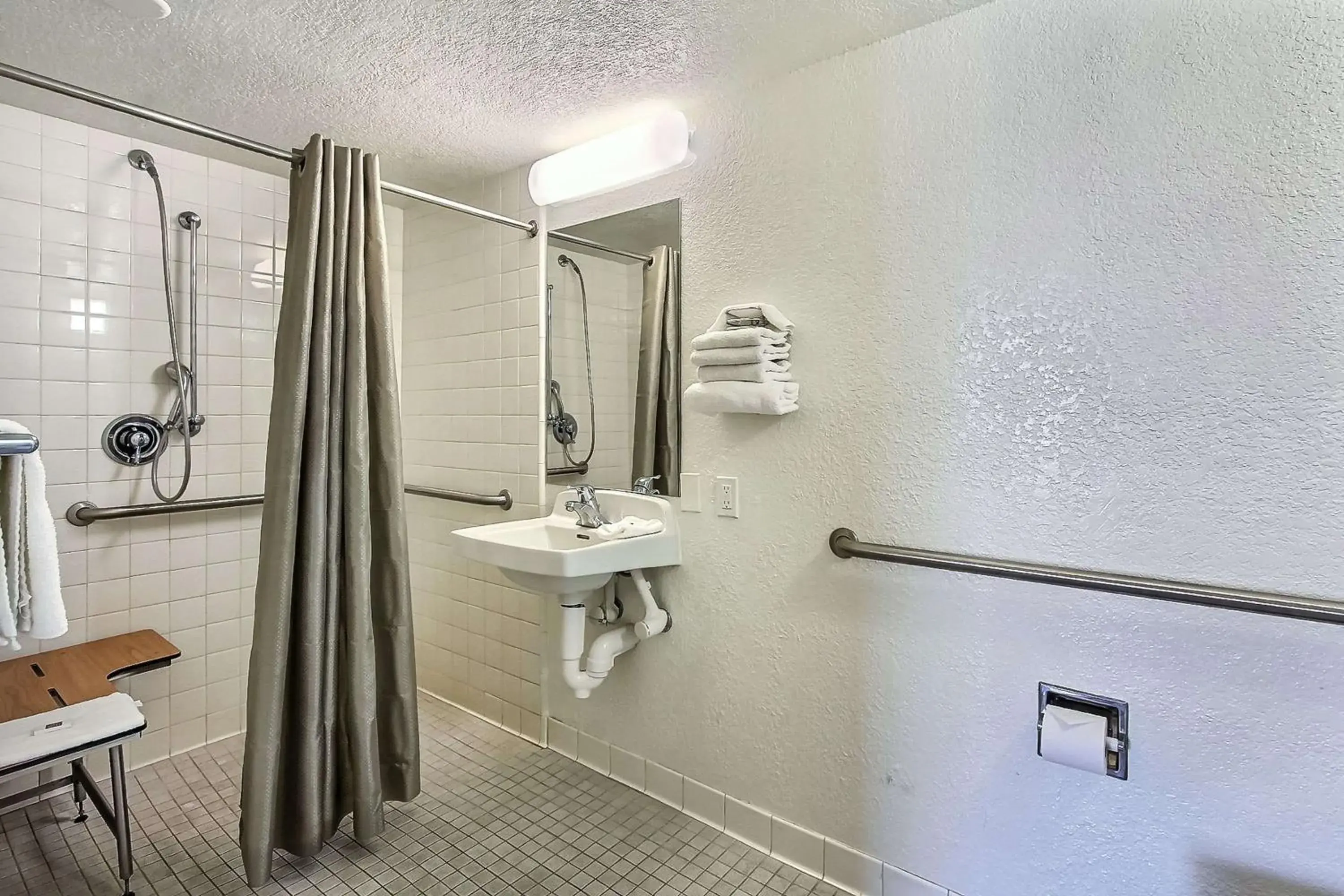 Bathroom in Motel 6-Campbell, CA - San Jose