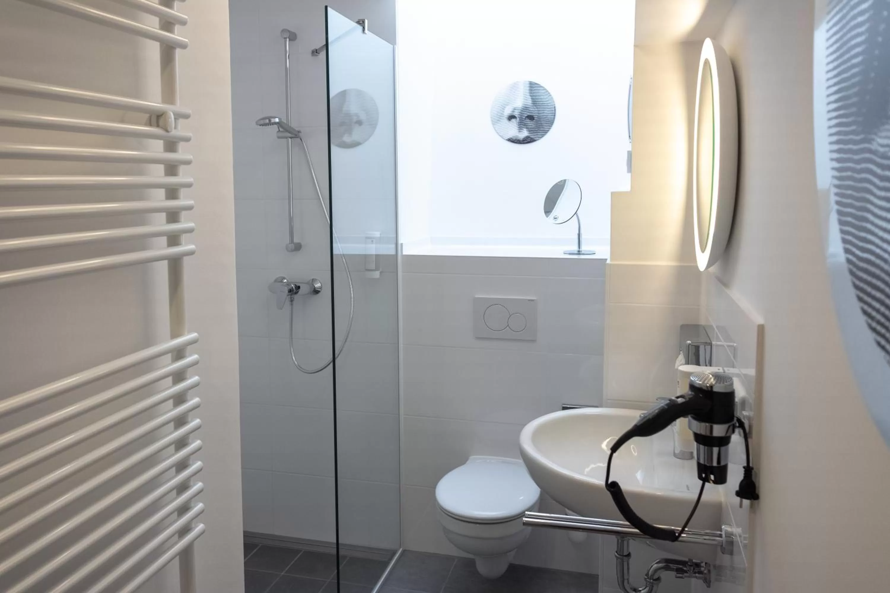 Bathroom in ANA Living Augsburg City Center by Arthotel ANA - Self-Service-Hotel
