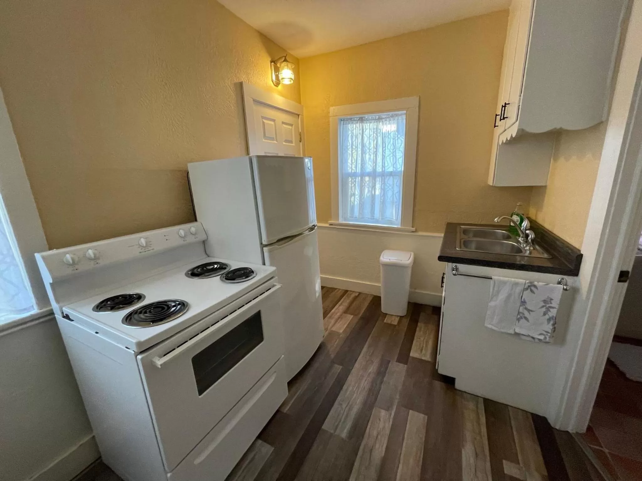 Kitchen/Kitchenette in Harbor House Inn