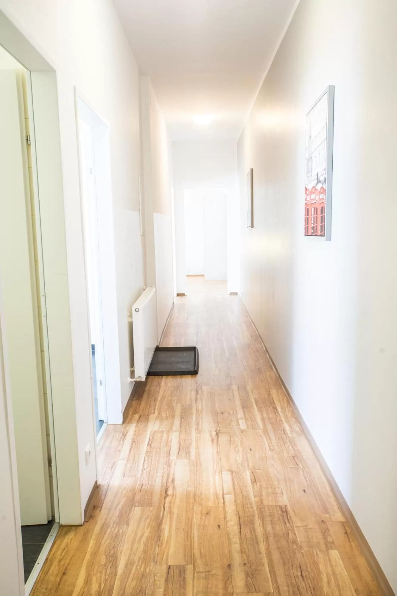 Photo of the whole room in motel22 Parkplatz inklusive