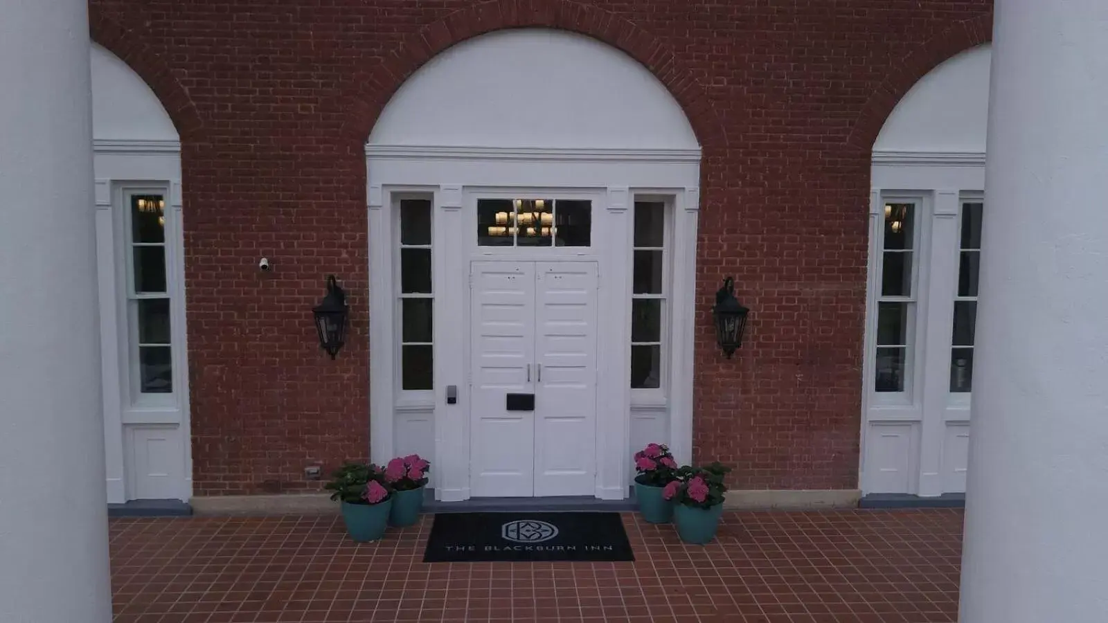 Facade/entrance in The Blackburn Inn and Conference Center