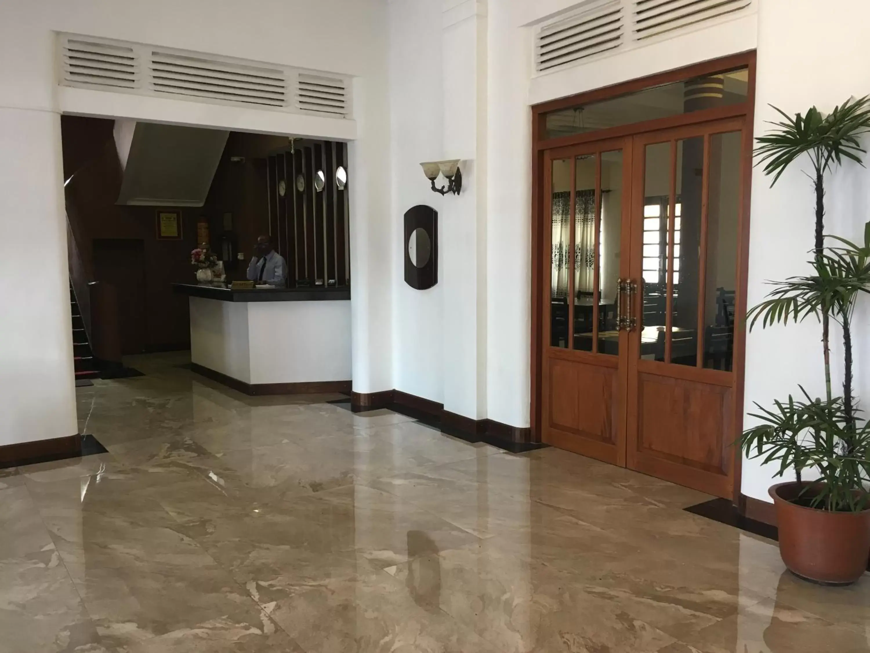 Lobby/Reception in Shalimar Hotel