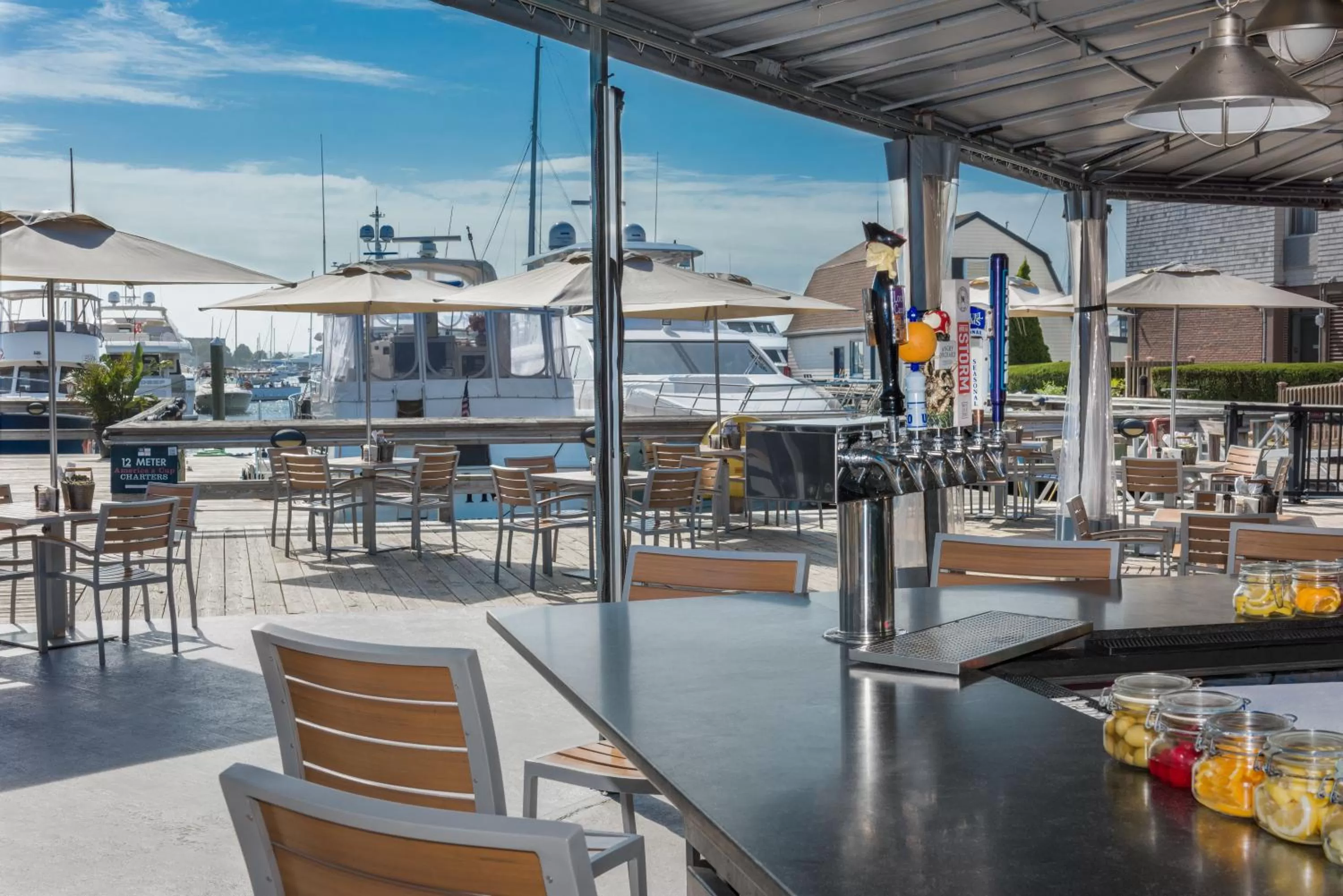 Restaurant/places to eat in The Newport Harbor Hotel & Marina
