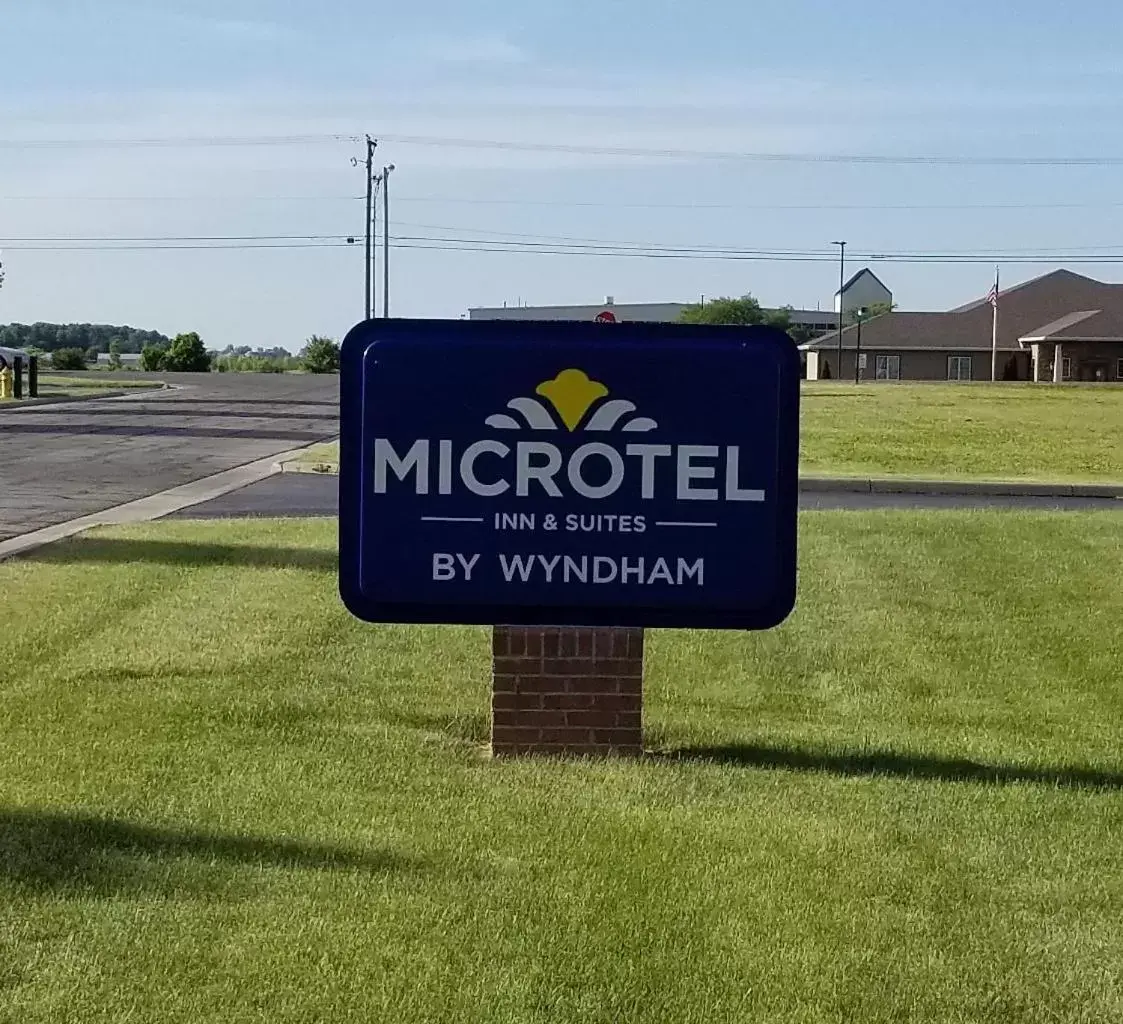 Logo/Certificate/Sign in Microtel Inn & Suites by Wyndham Delphos