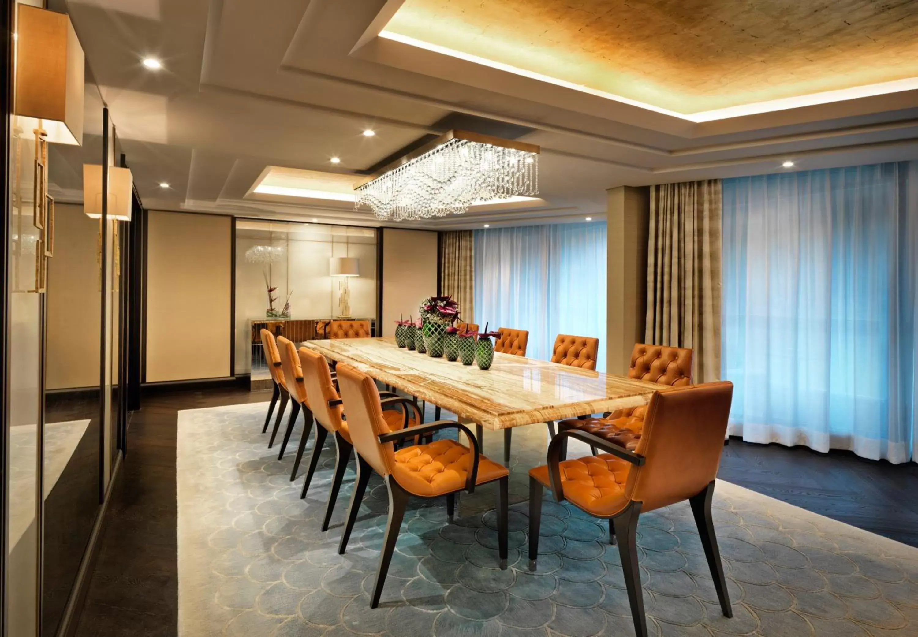 Dining area in FIVE Zurich - Luxury City Resort