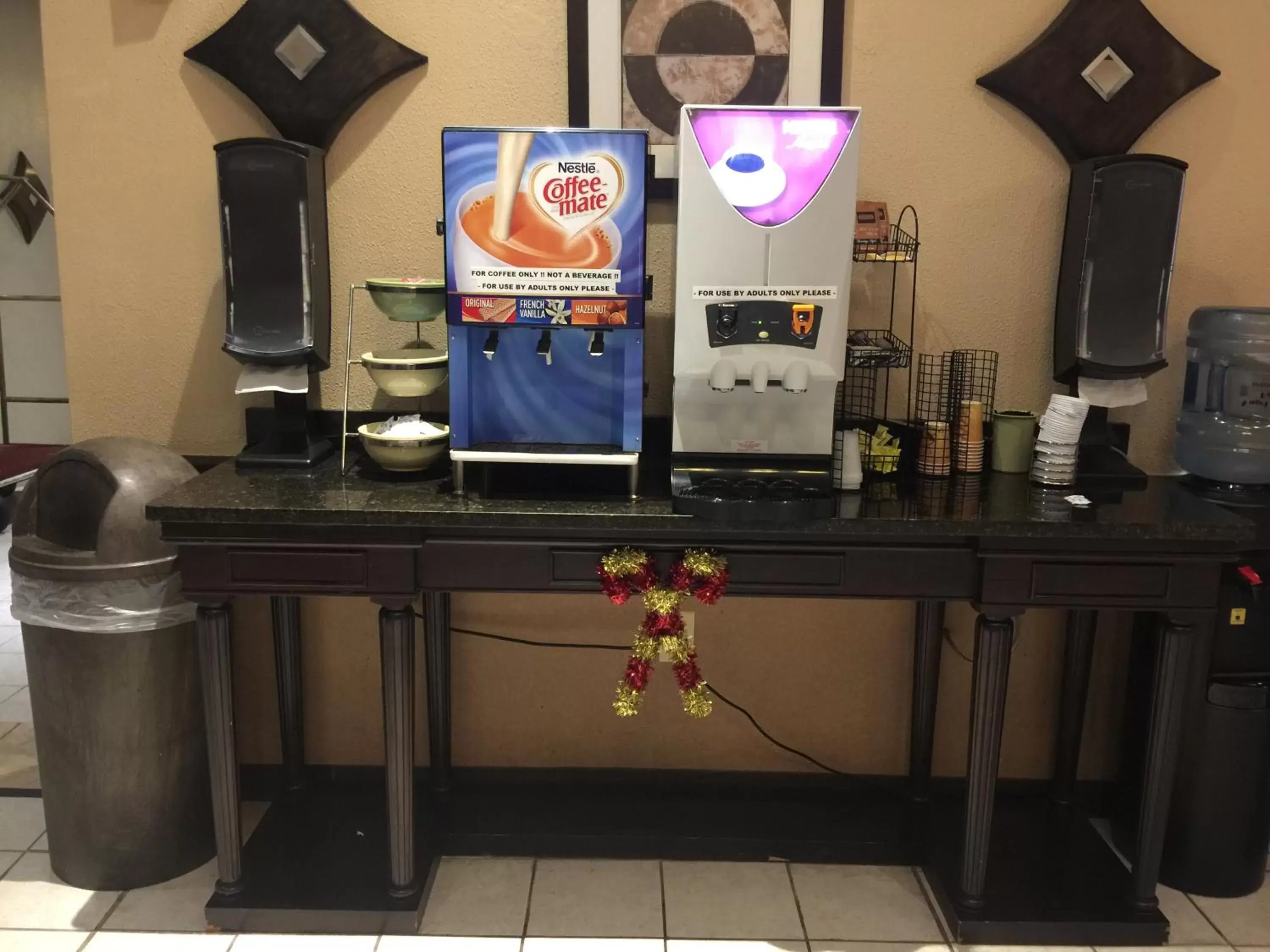 Coffee/tea facilities in Pocono Resort & Conference Center - Pocono Mountains