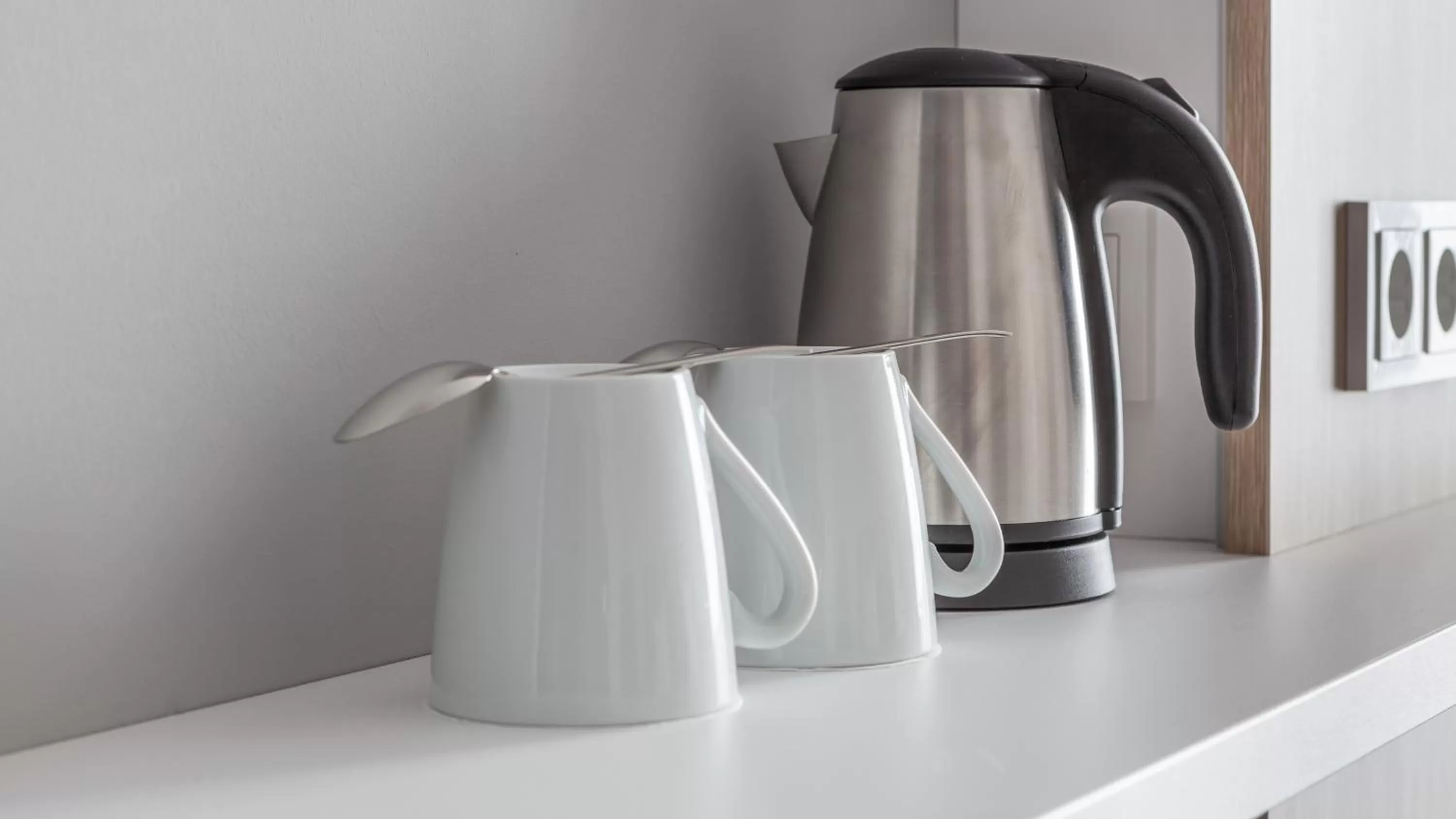 Coffee/tea facilities in Holiday Inn Express - MUNICH NORTH by IHG