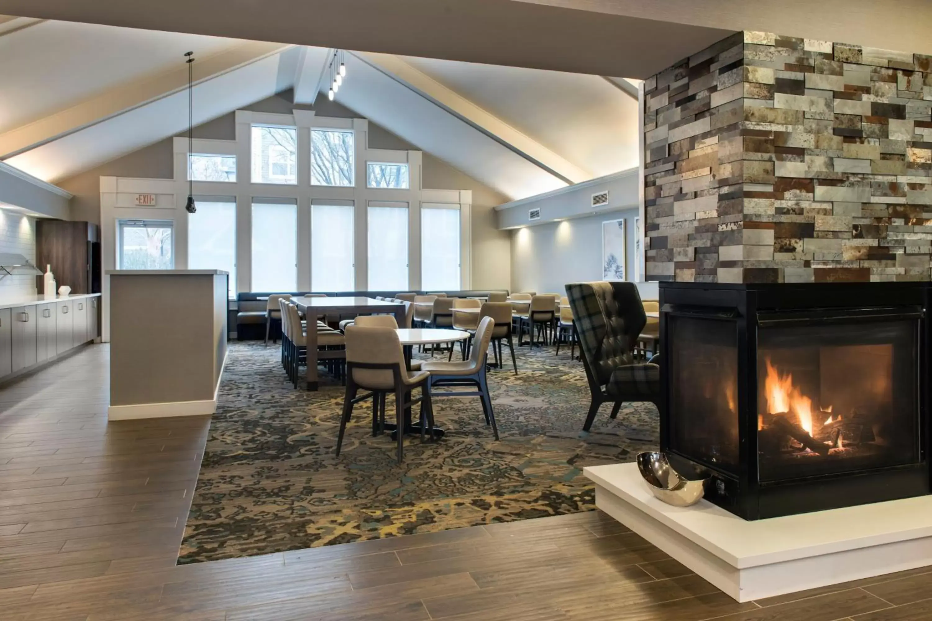 Lobby or reception, Restaurant/Places to Eat in Residence Inn Fairfax Merrifield