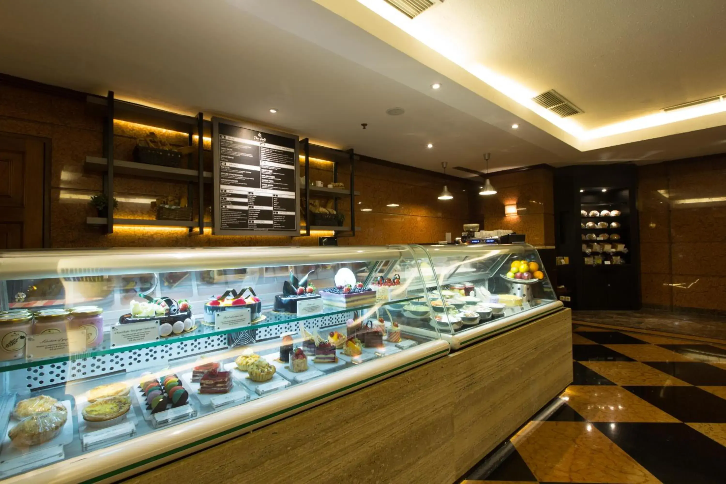 Restaurant/places to eat in Kristal Hotel Jakarta Restaurant/places to eat in Kristal Hotel Jakarta