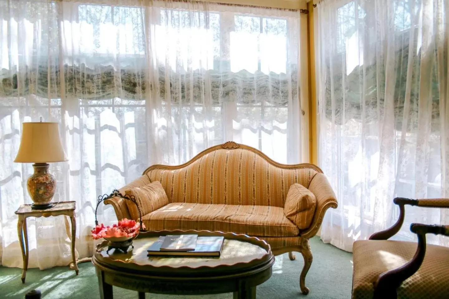 Seating Area in Fairview Inn