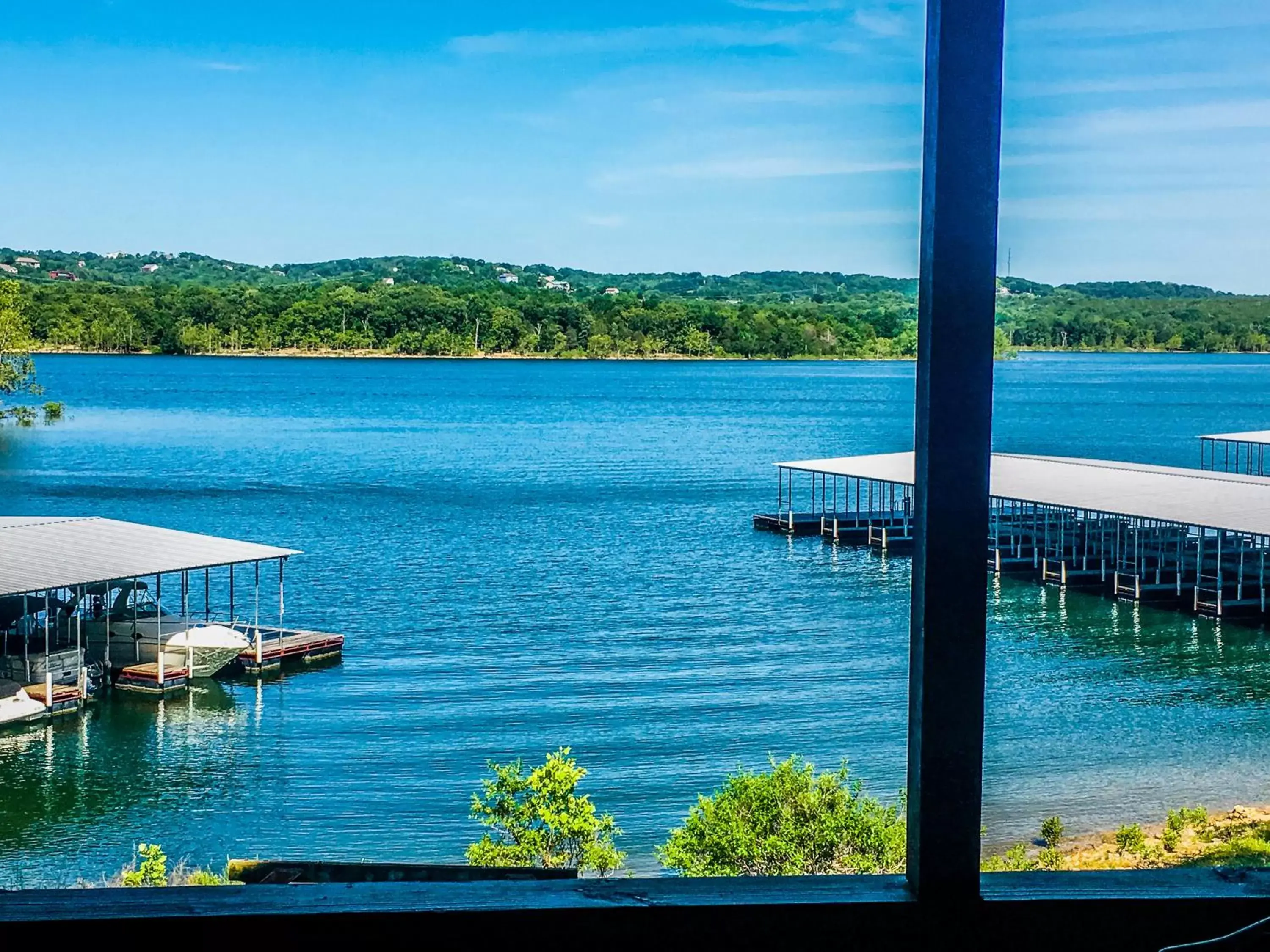 Lake view in Table Rock Resorts at Indian Point