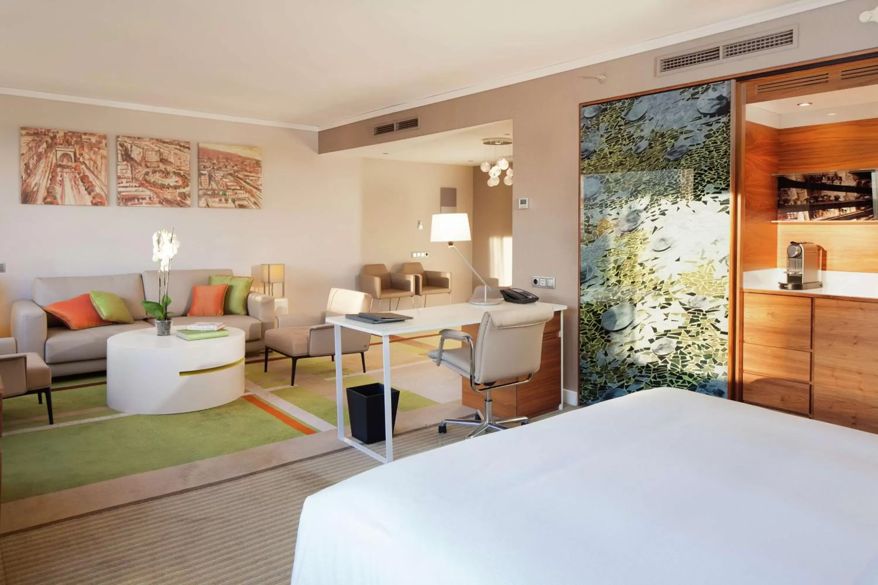 Bedroom in Hilton Barcelona