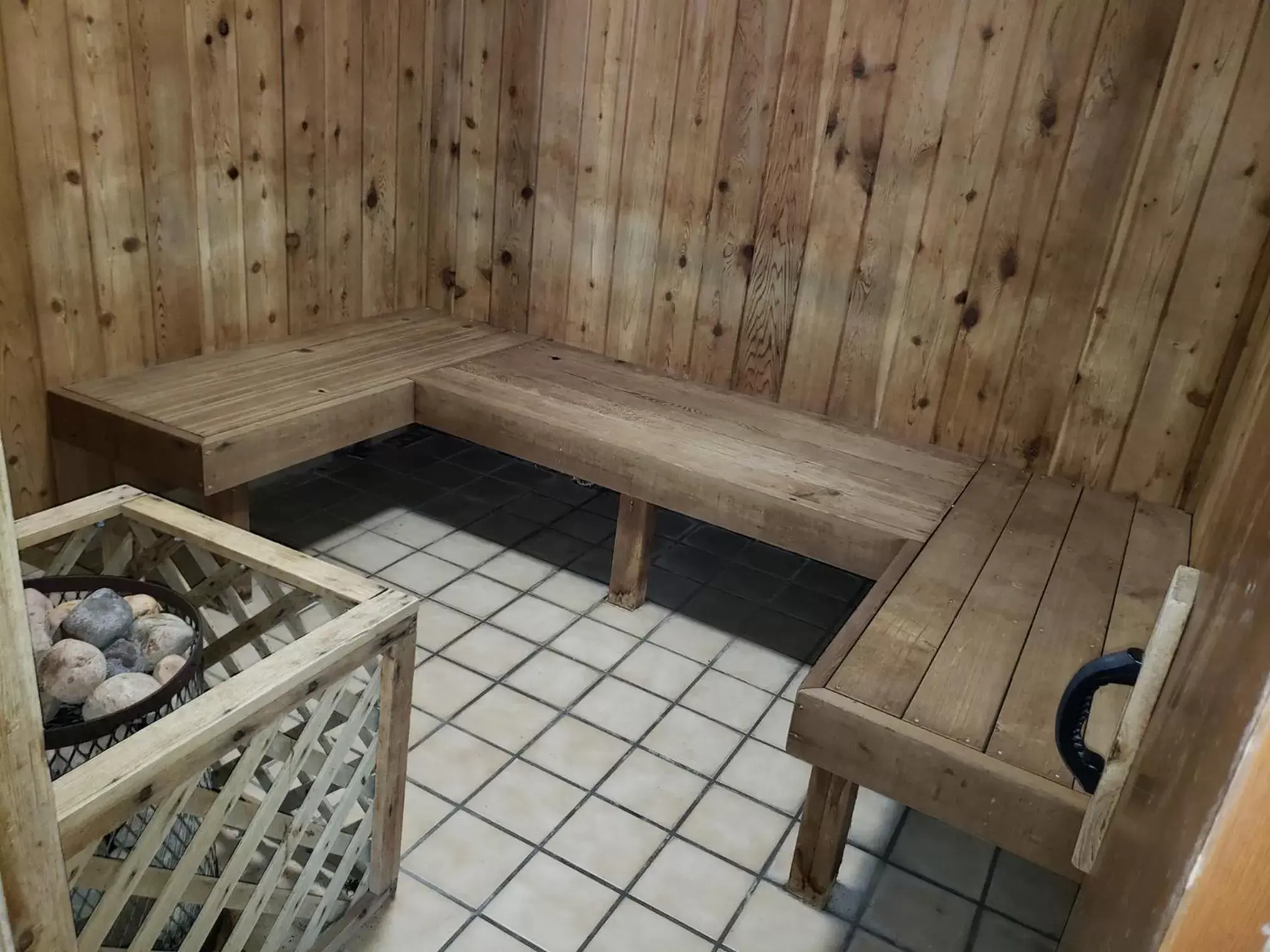 Sauna in Woodside Dells Hotel & Suites