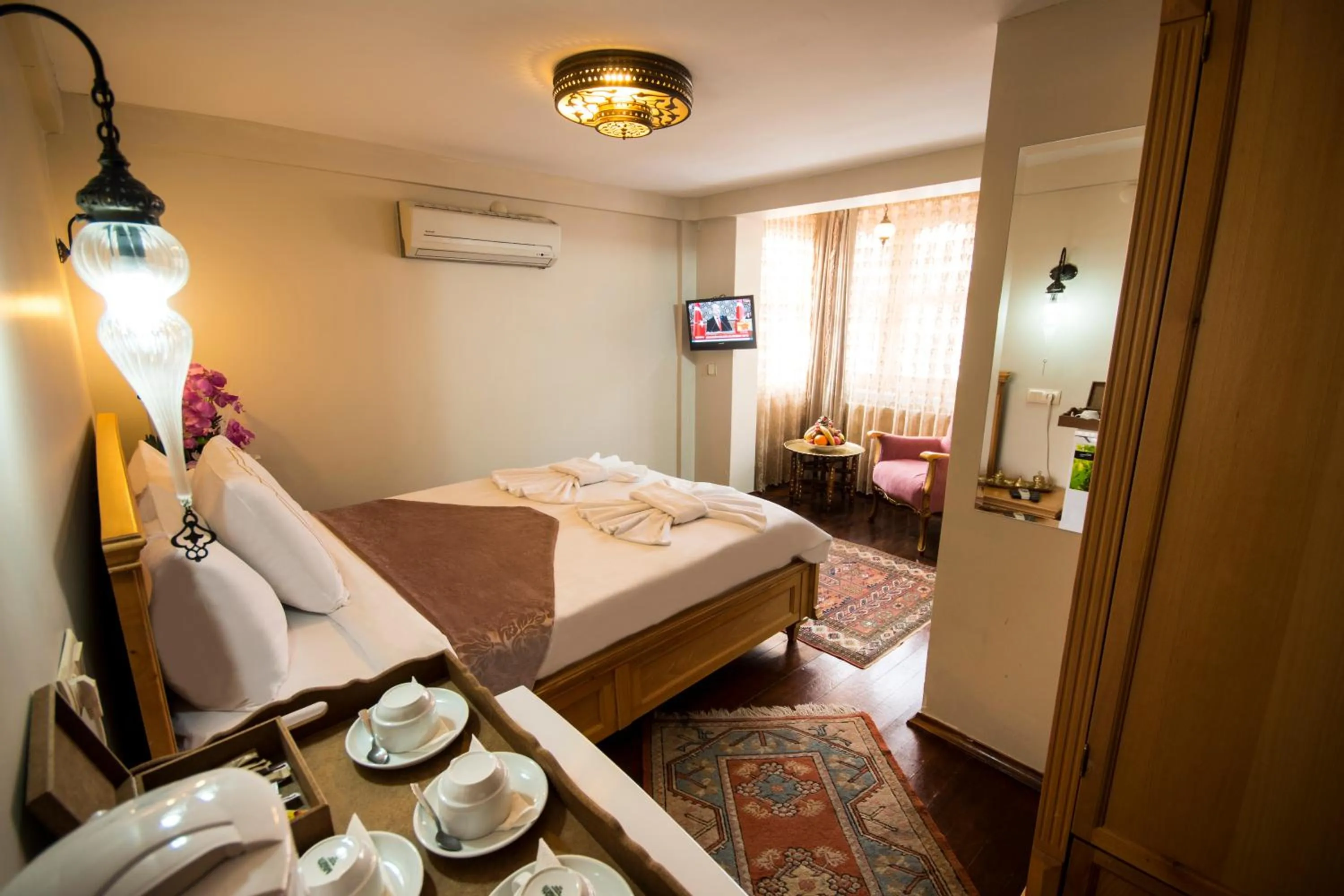 Bed in Sultan Corner Hotel