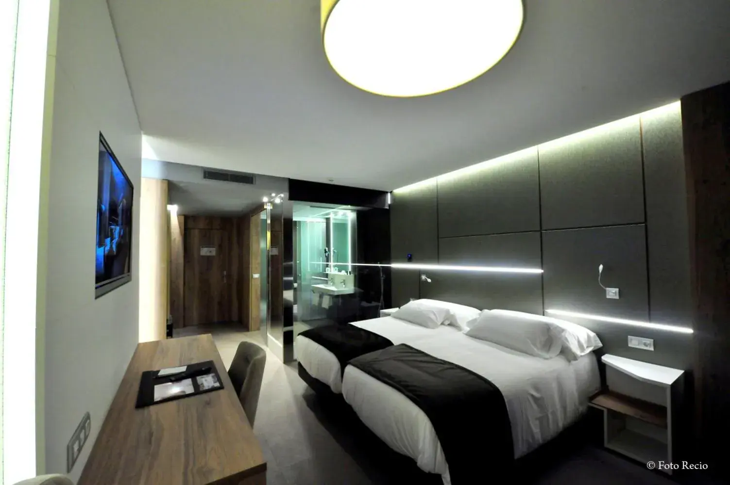 Bed in Hotel & Spa Ciudad de Bin¿r