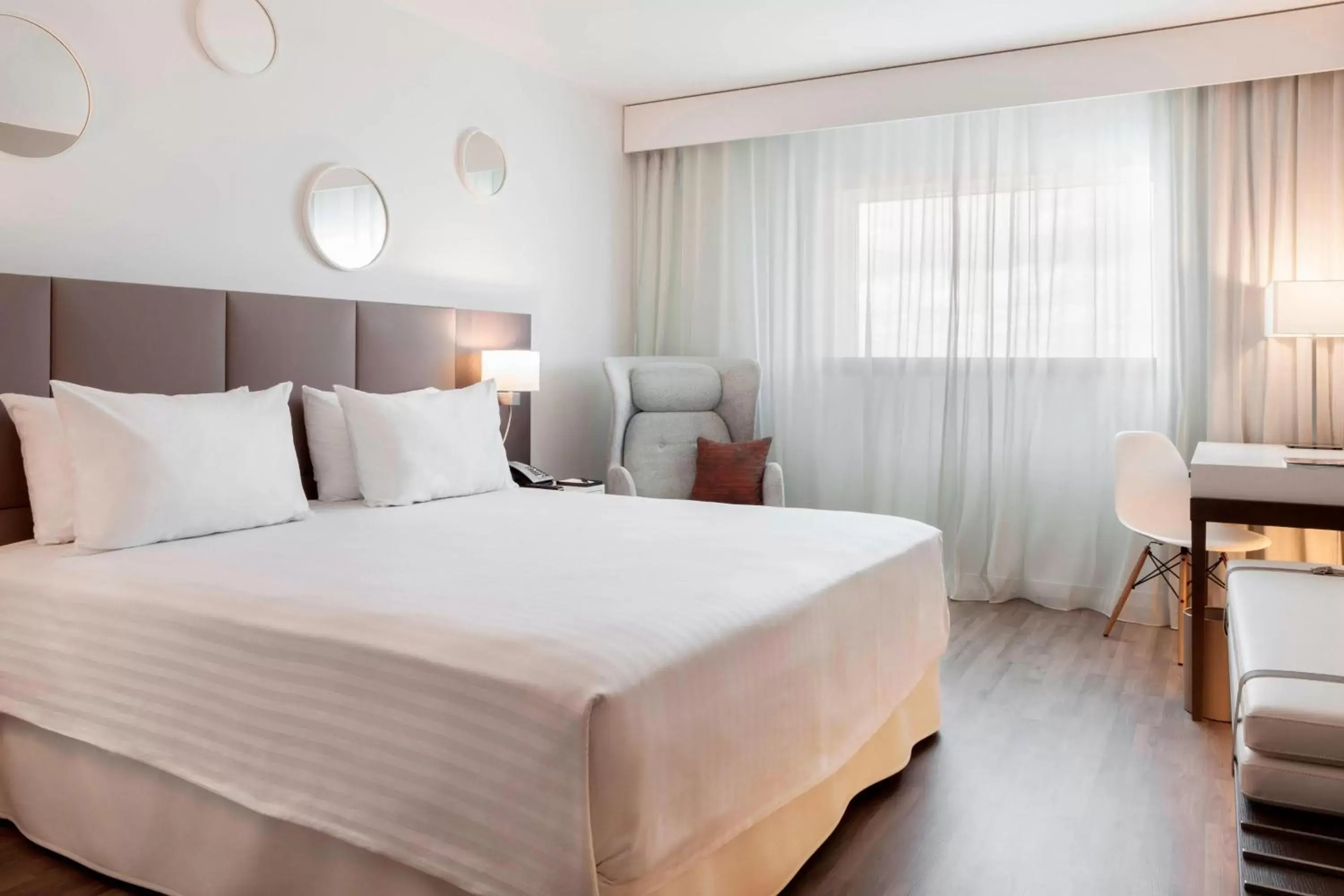 Photo of the whole room, Bed in AC Hotel by Marriott Paris Le Bourget Airport