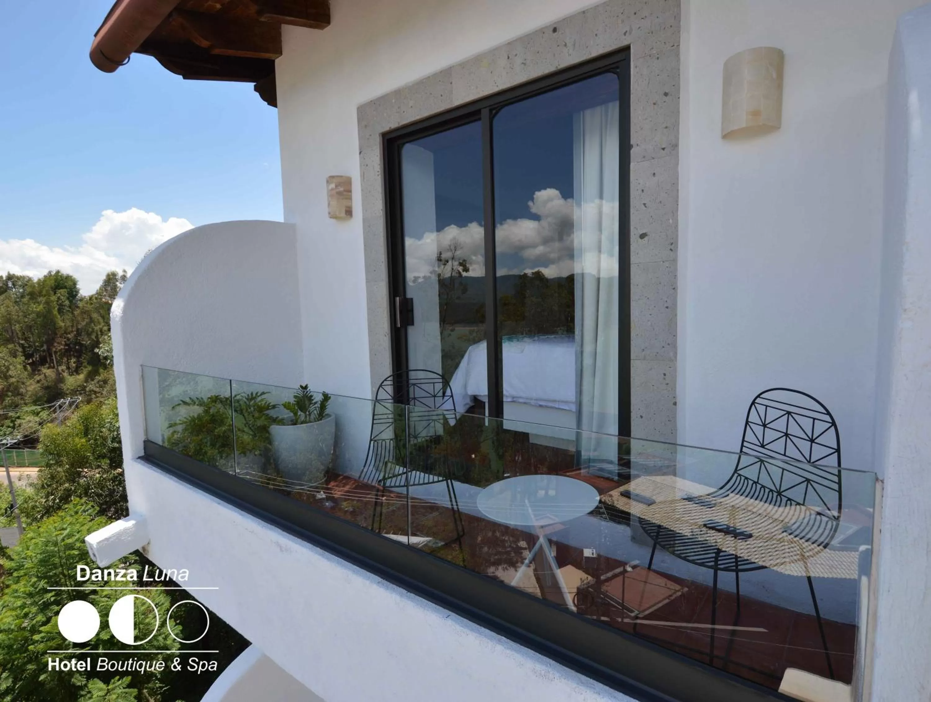 Property building in Danzaluna Hotel Boutique