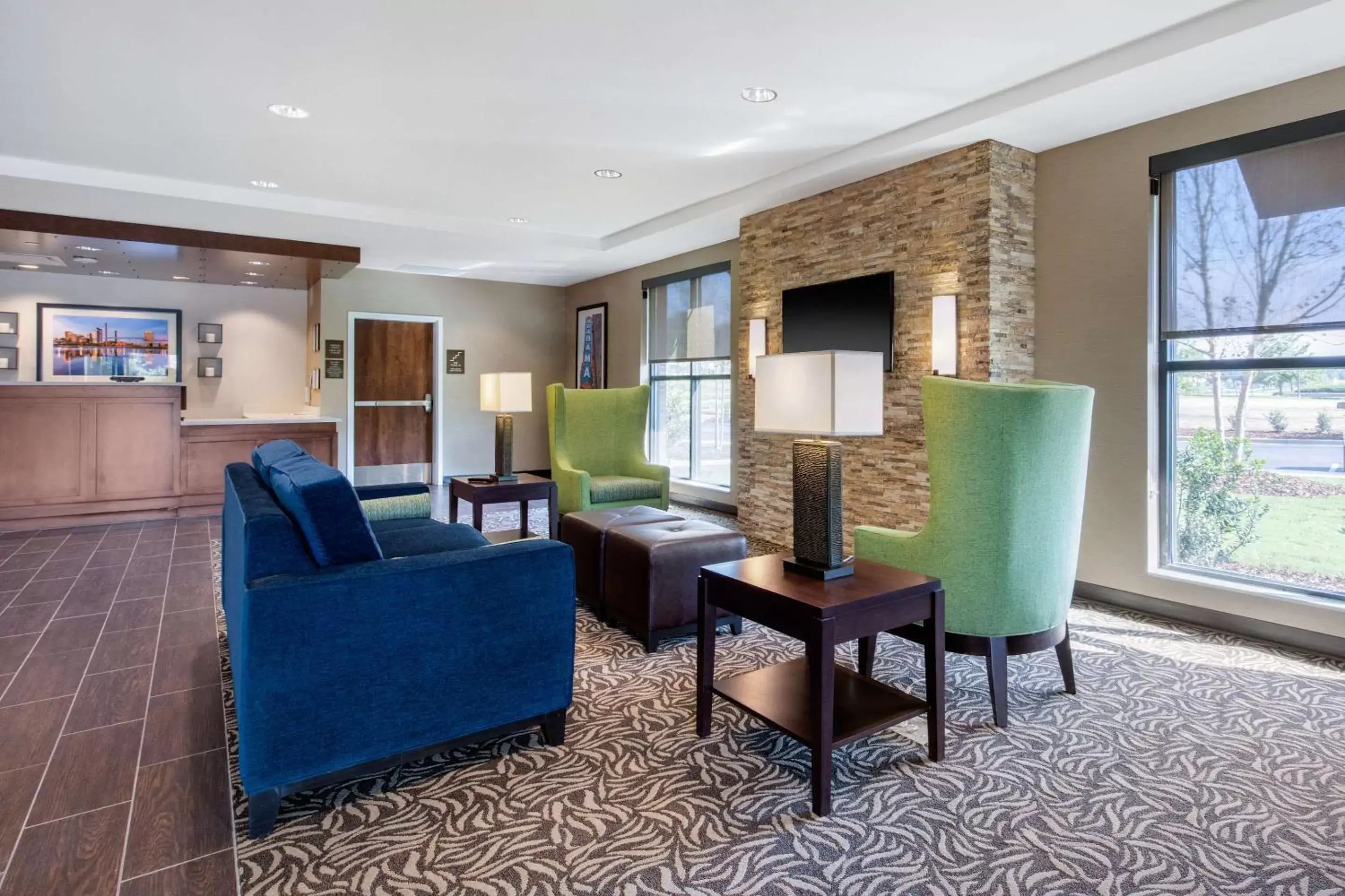 Lobby or reception, Seating Area in Comfort Inn & Suites at CrossPlex Village