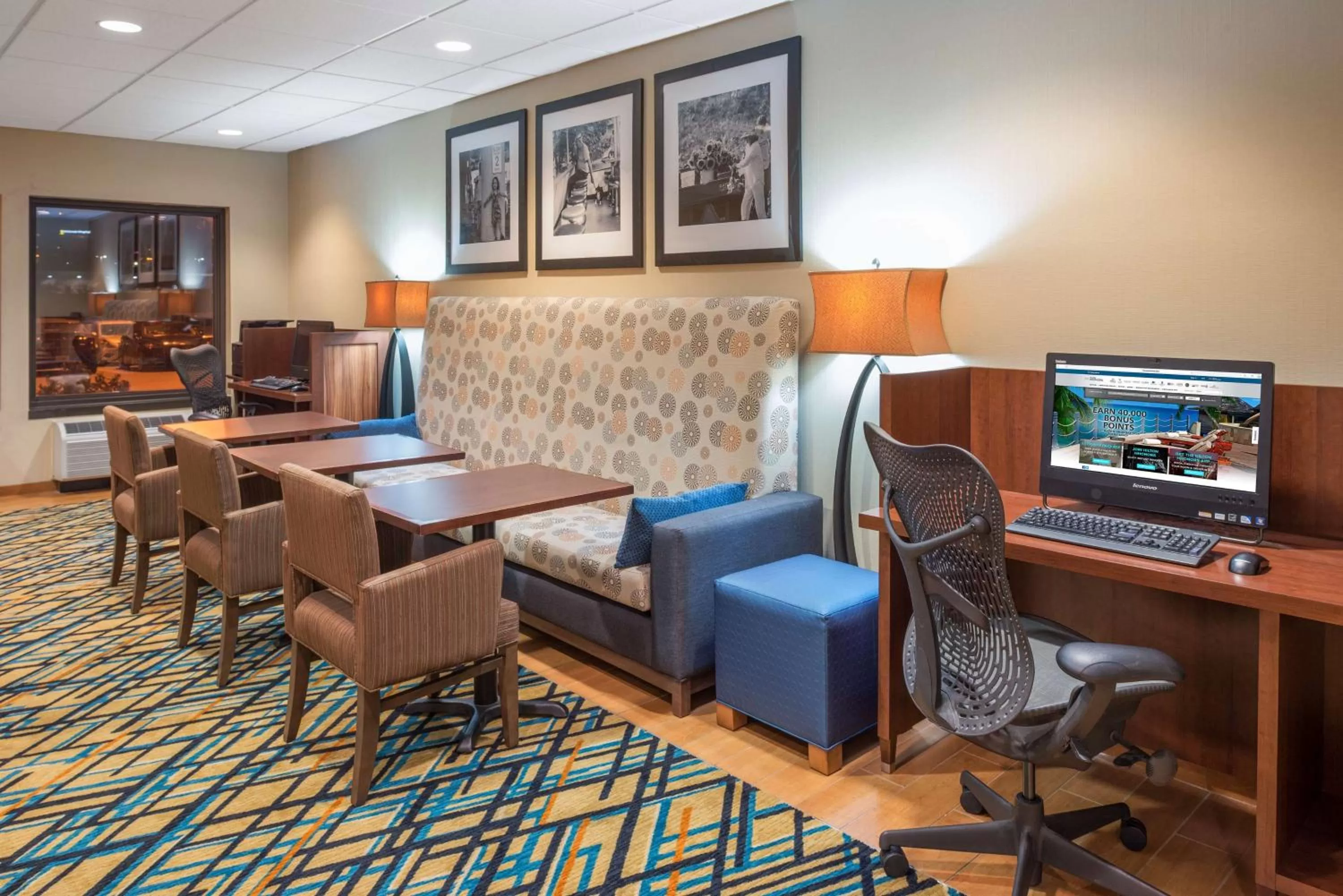 Business facilities in Hampton Inn Columbia