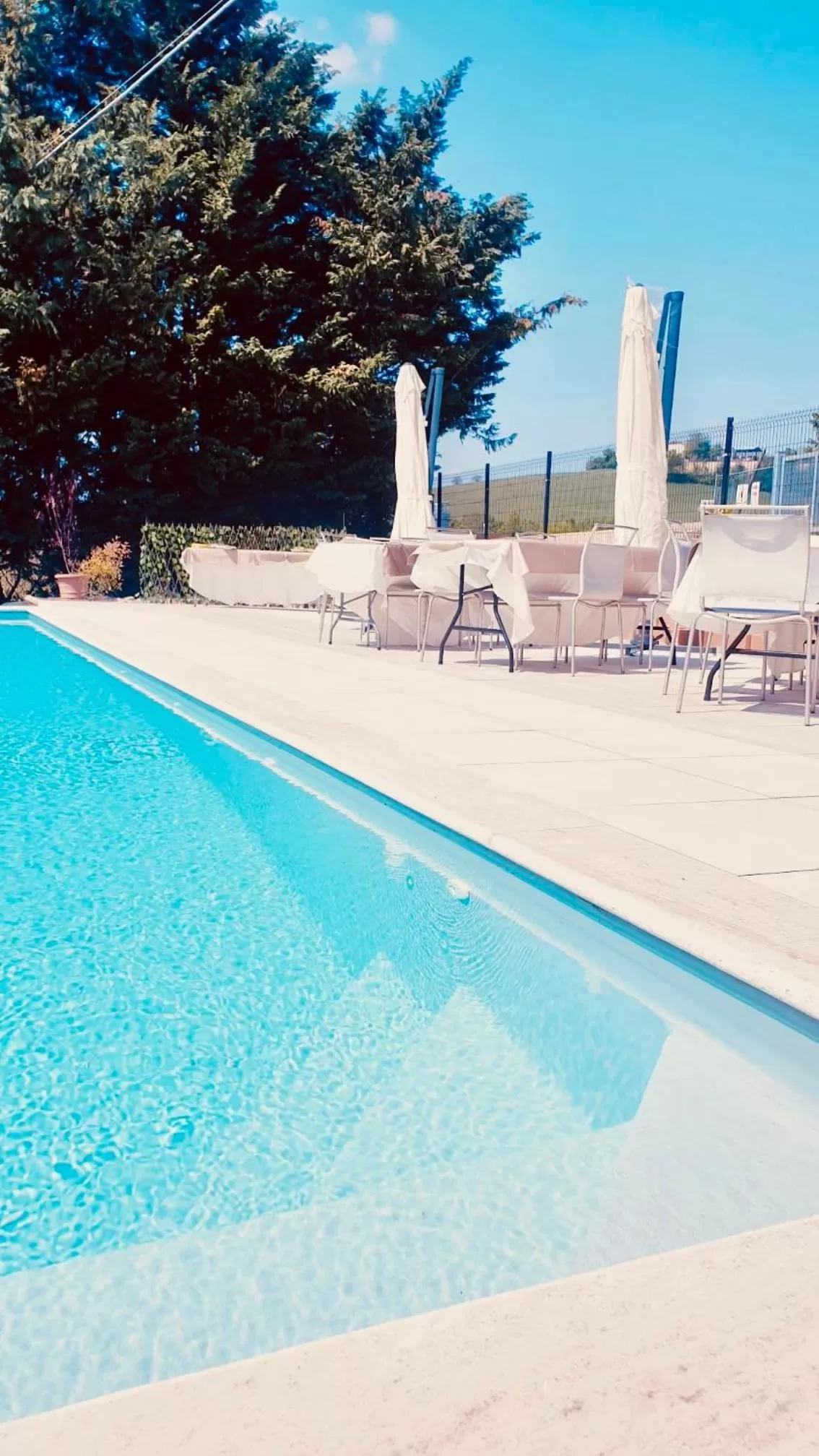 Swimming pool in Il BASÍN