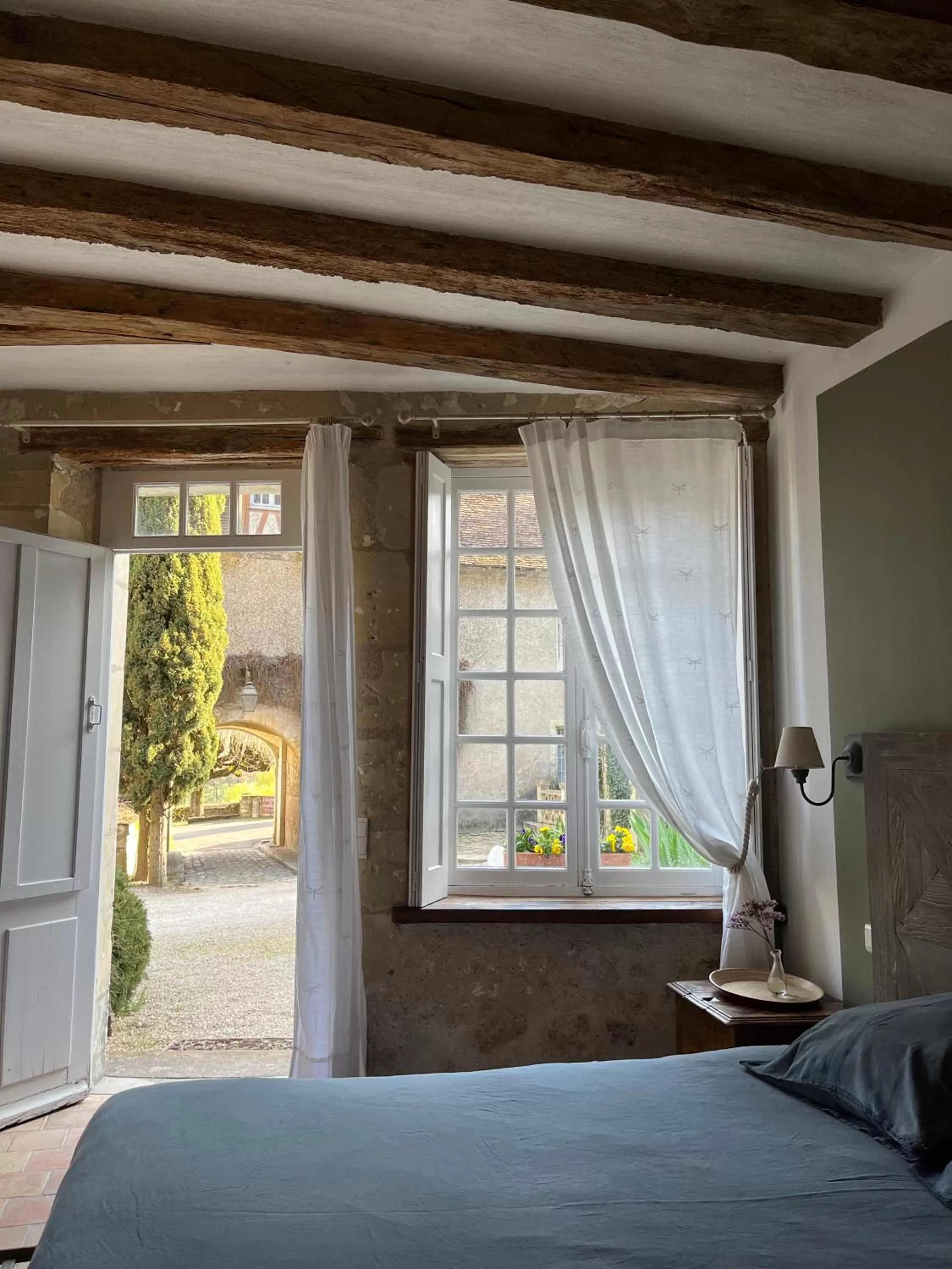 Bedroom, Bed in Château de Nazelles Amboise