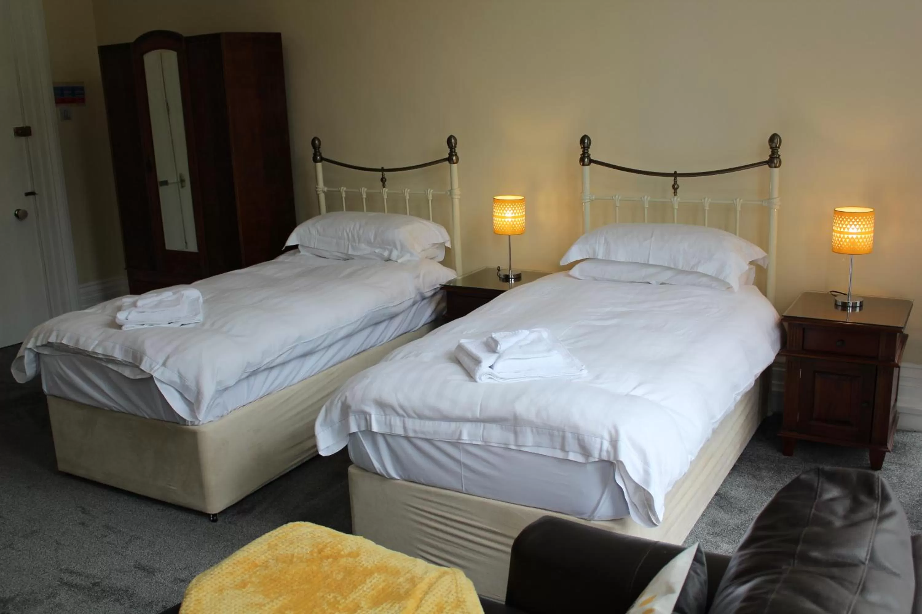 Bed in The Darnley Hotel