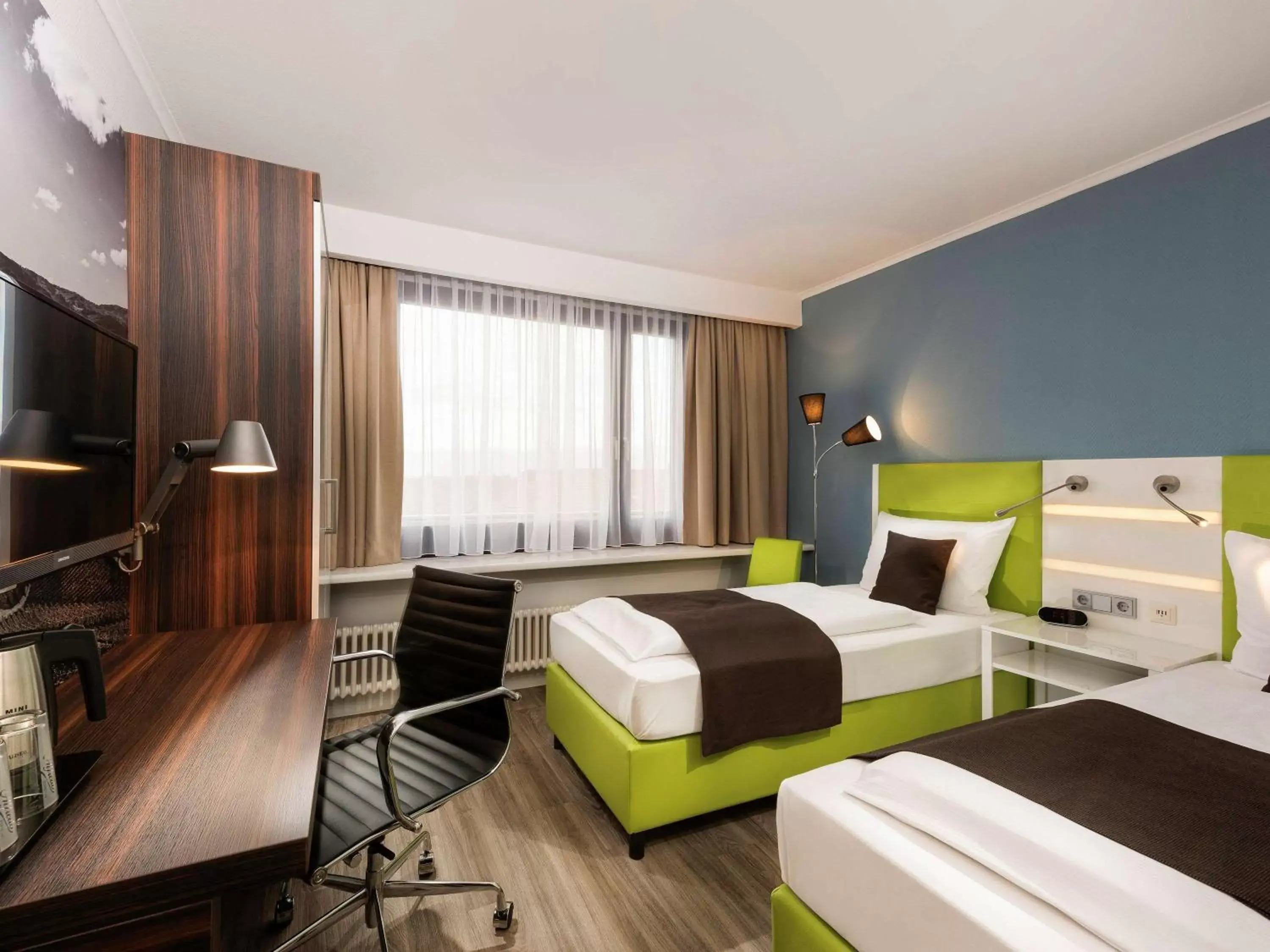Photo of the whole room in ibis Styles Offenburg City