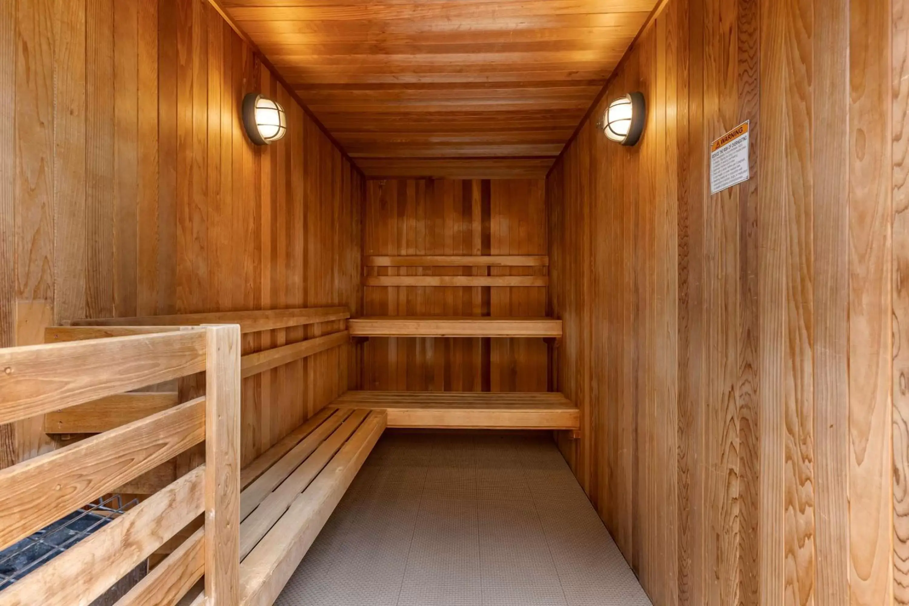 Sauna in Best Western Plus Stevenson Manor