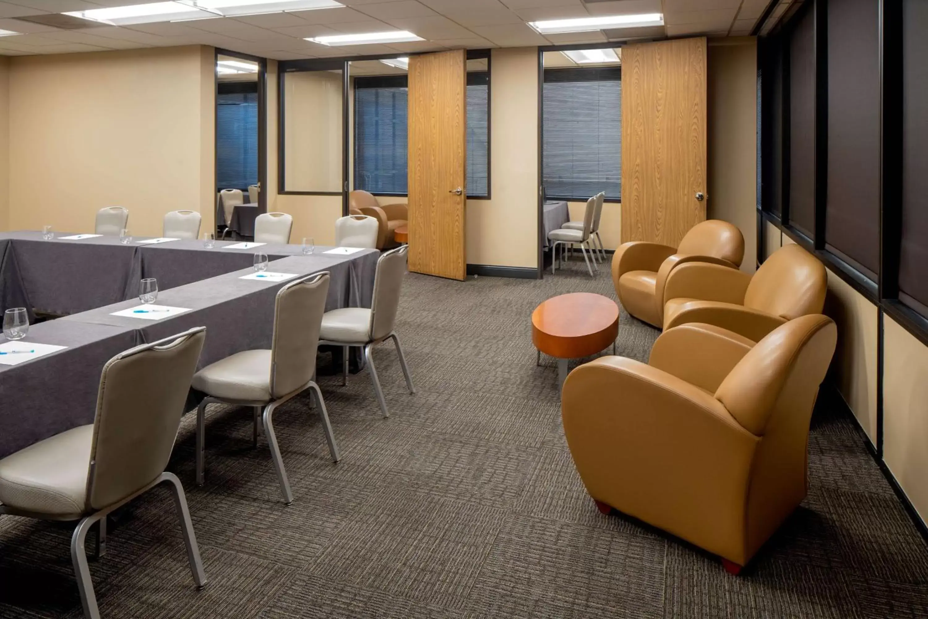 Meeting/conference room in Hyatt House New Orleans Downtown