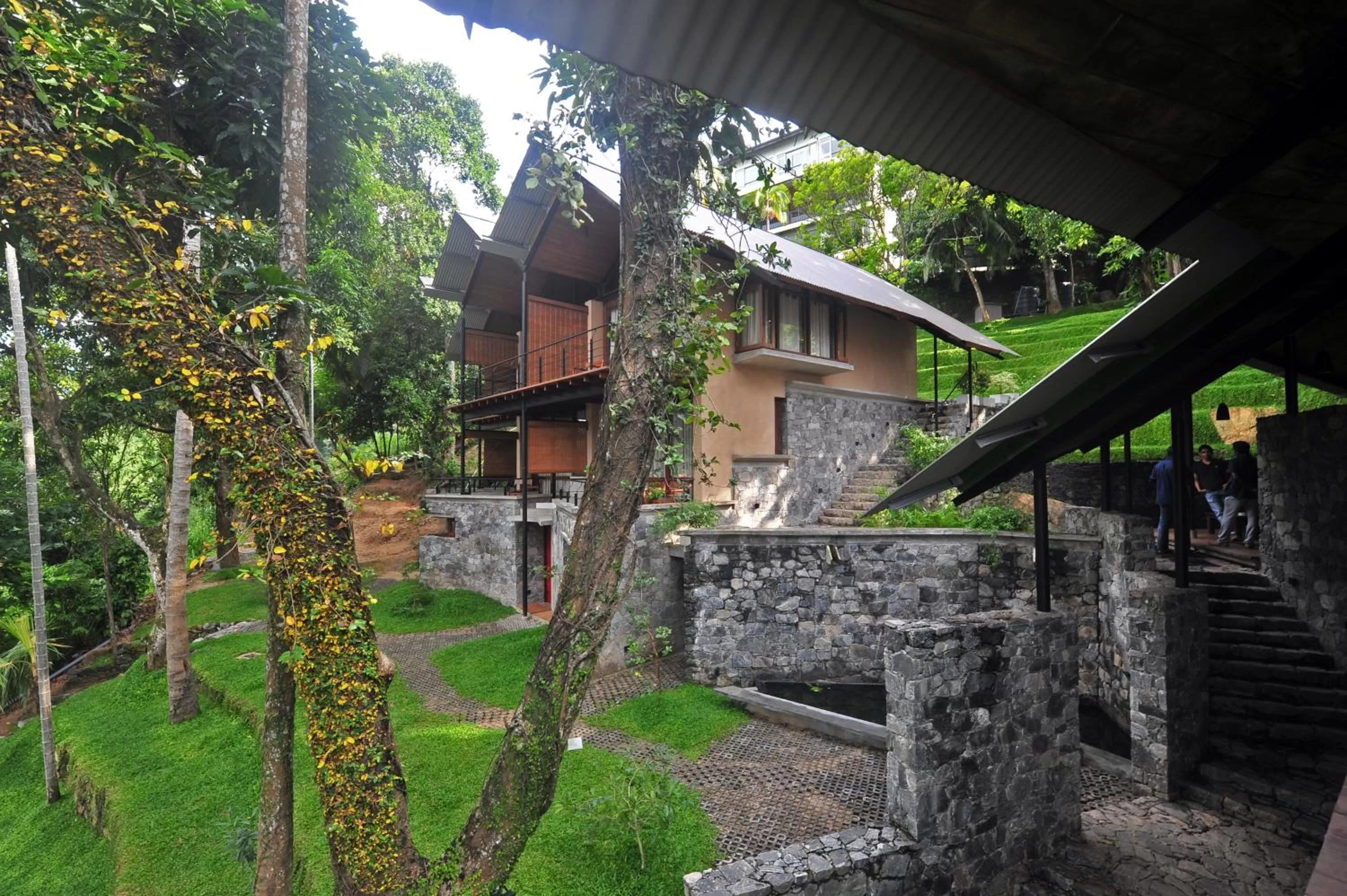 Property Building in swp eco lodge