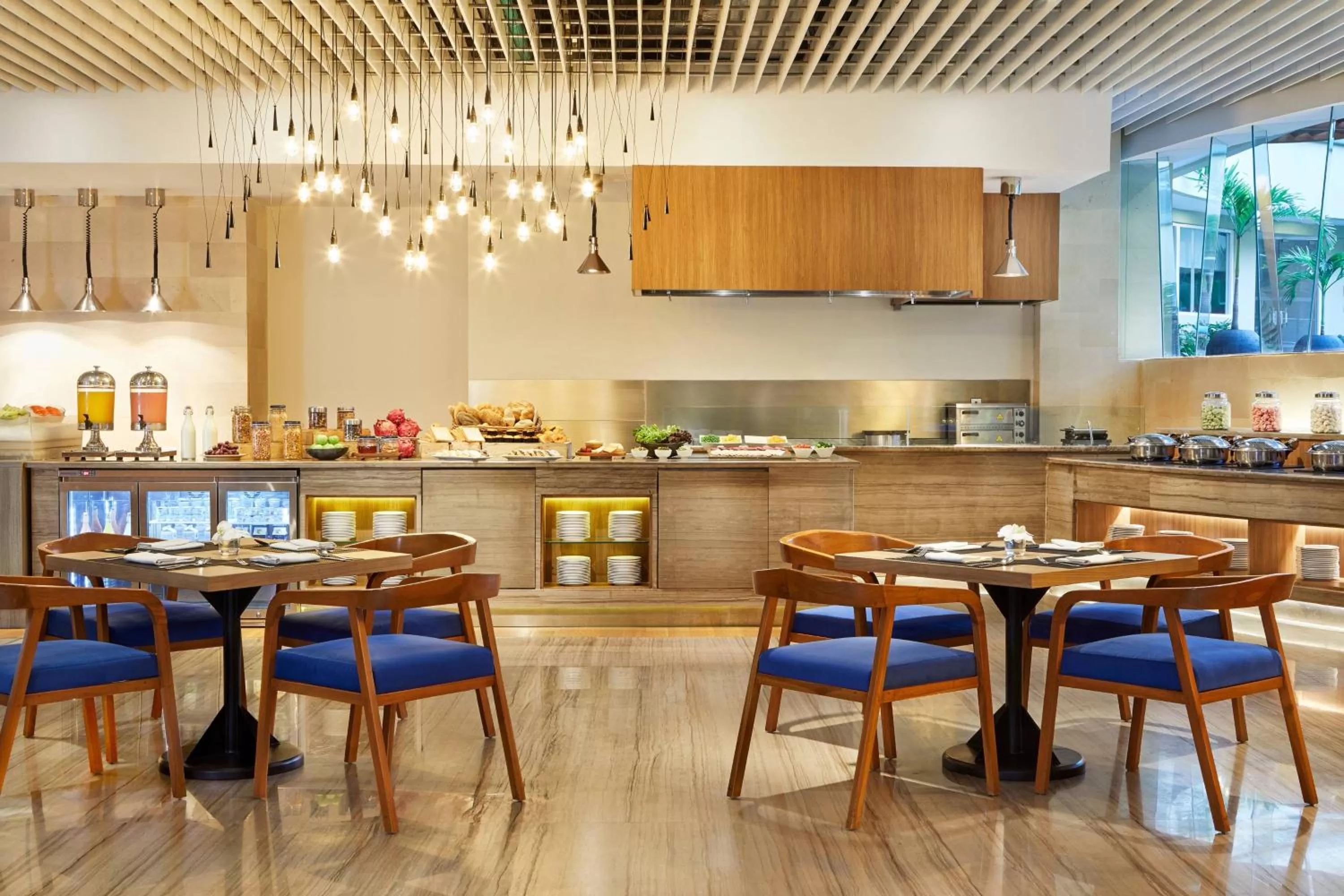 Restaurant/places to eat in Courtyard by Marriott Bandung Dago