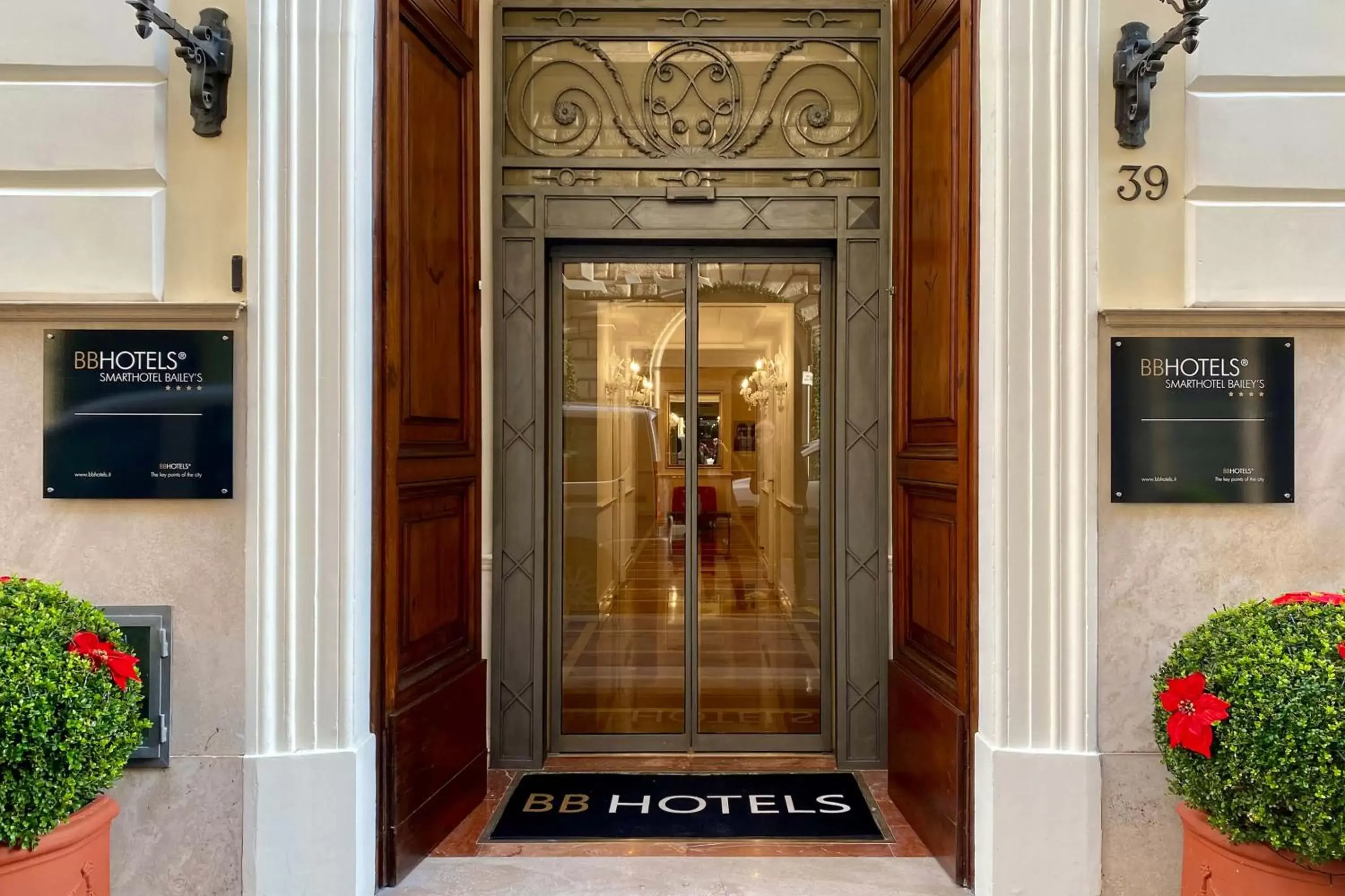 Property building, Facade/Entrance in BB Hotels Smarthotel Bailey's