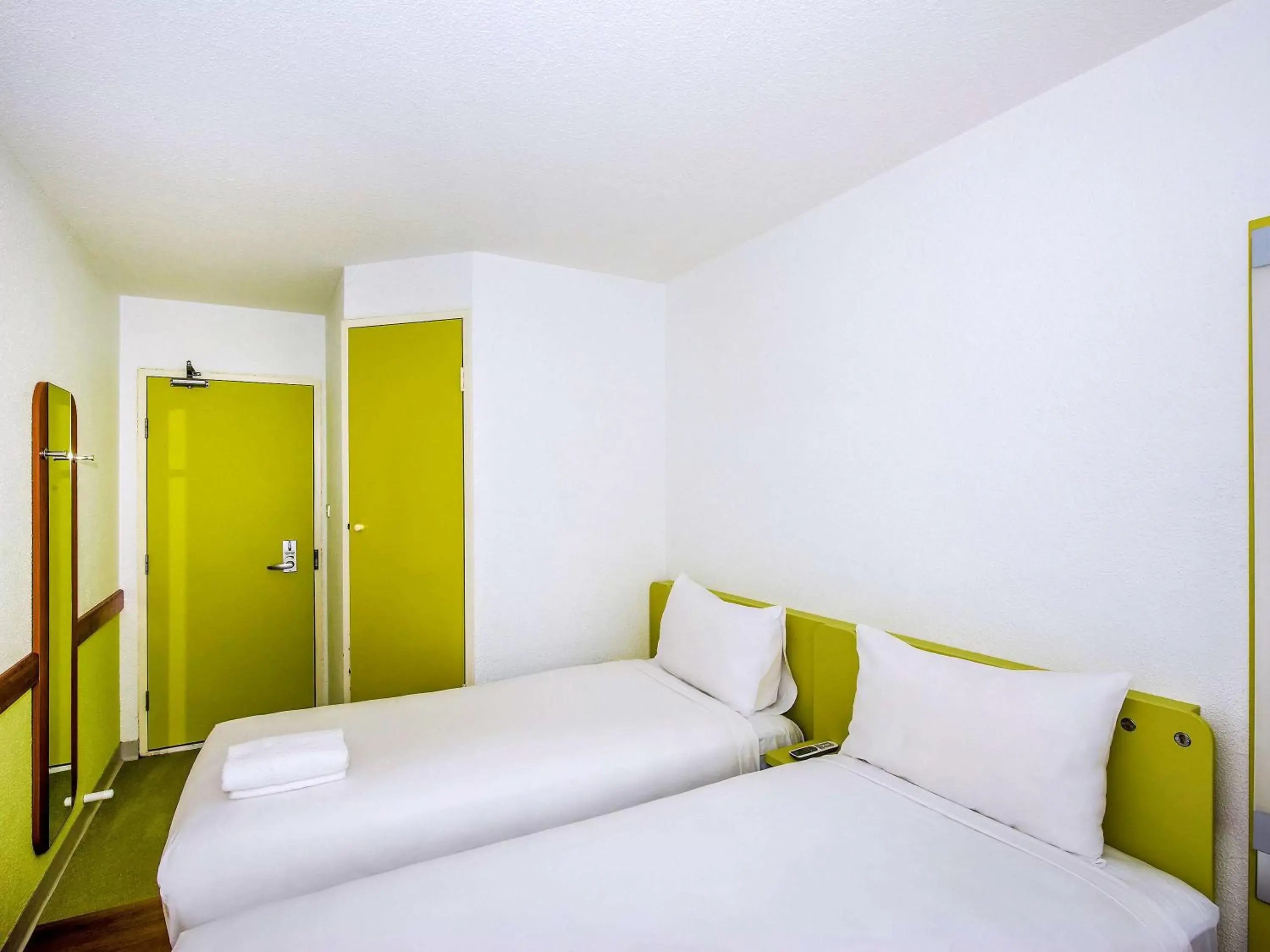 Photo of the whole room, Bed in ibis Budget - St Peters