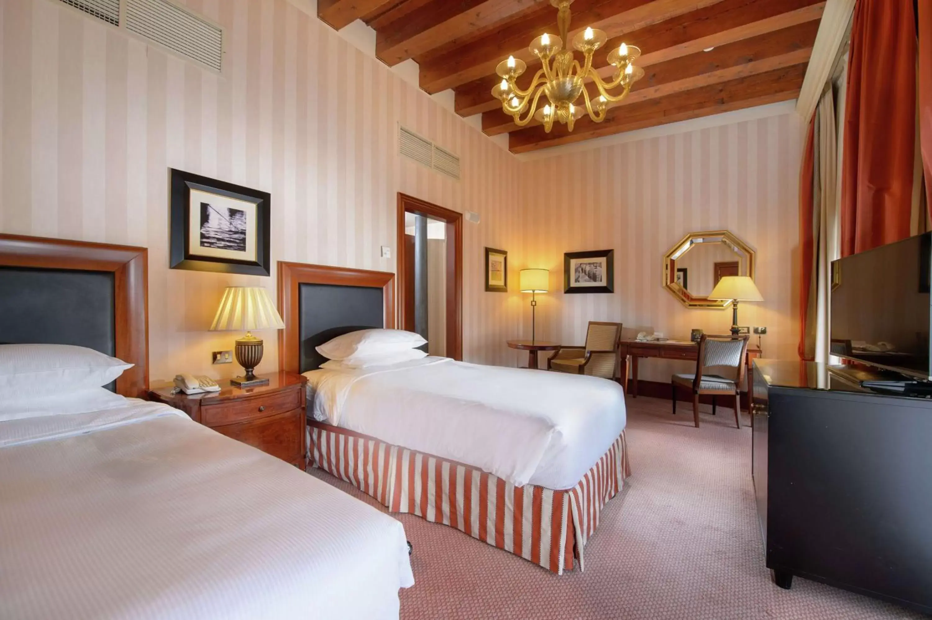 Bed in Hilton Molino Stucky Venice