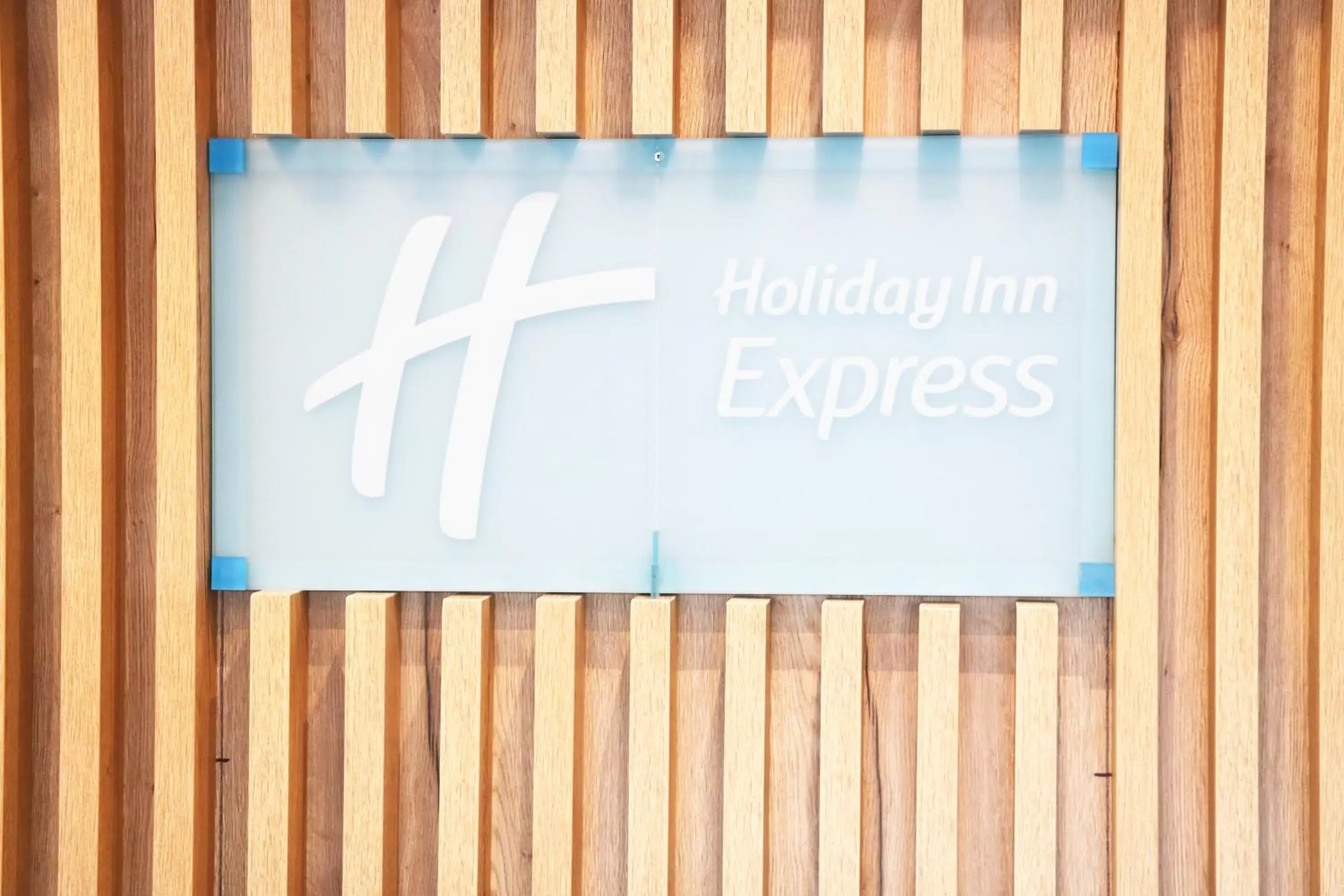 Property logo or sign in Holiday Inn Express Chester Racecourse