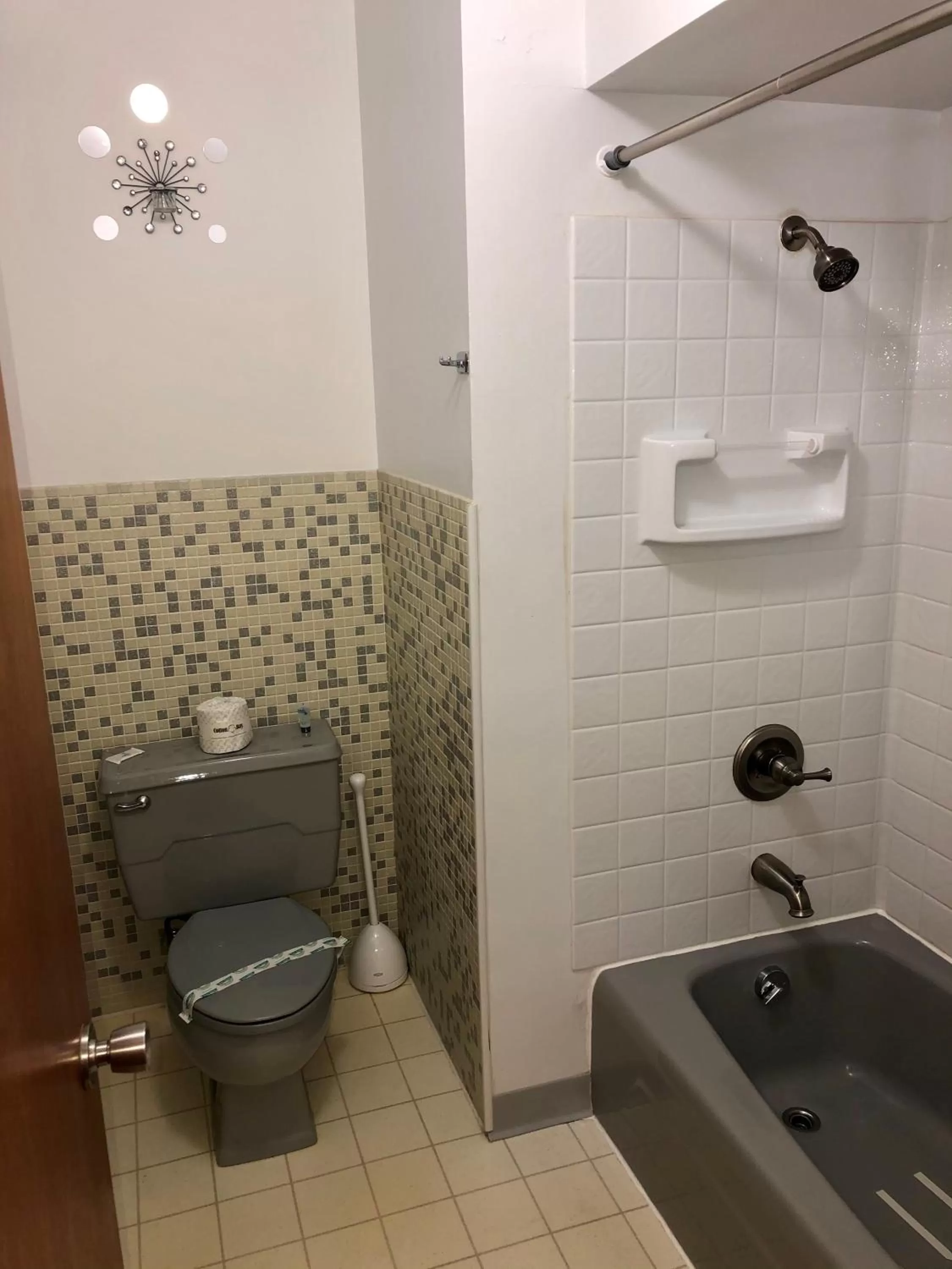 Bathroom in Budget Host Inn