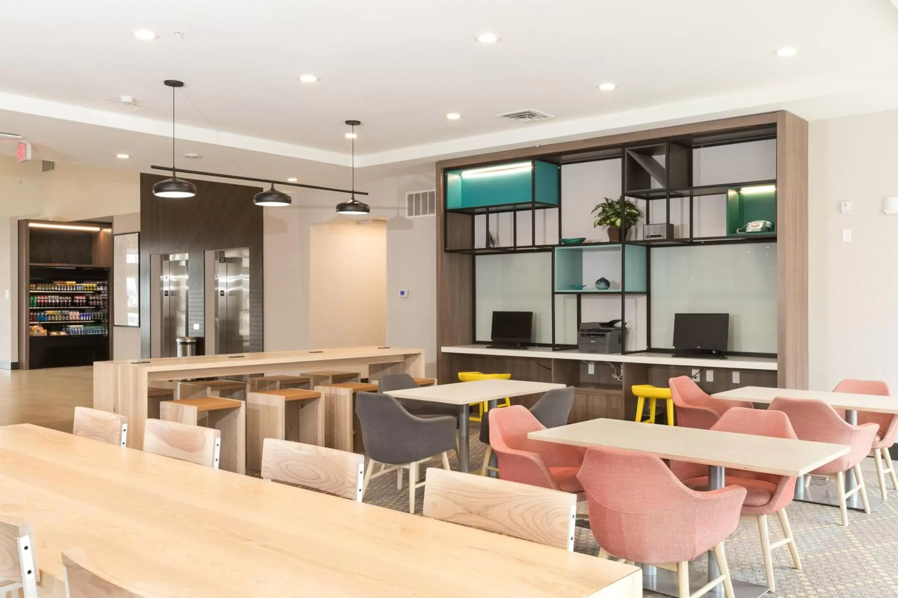 Property building in Holiday Inn Hotel & Suites - Mount Pleasant by IHG Property building in Holiday Inn Hotel & Suites - Mount Pleasant by IHG