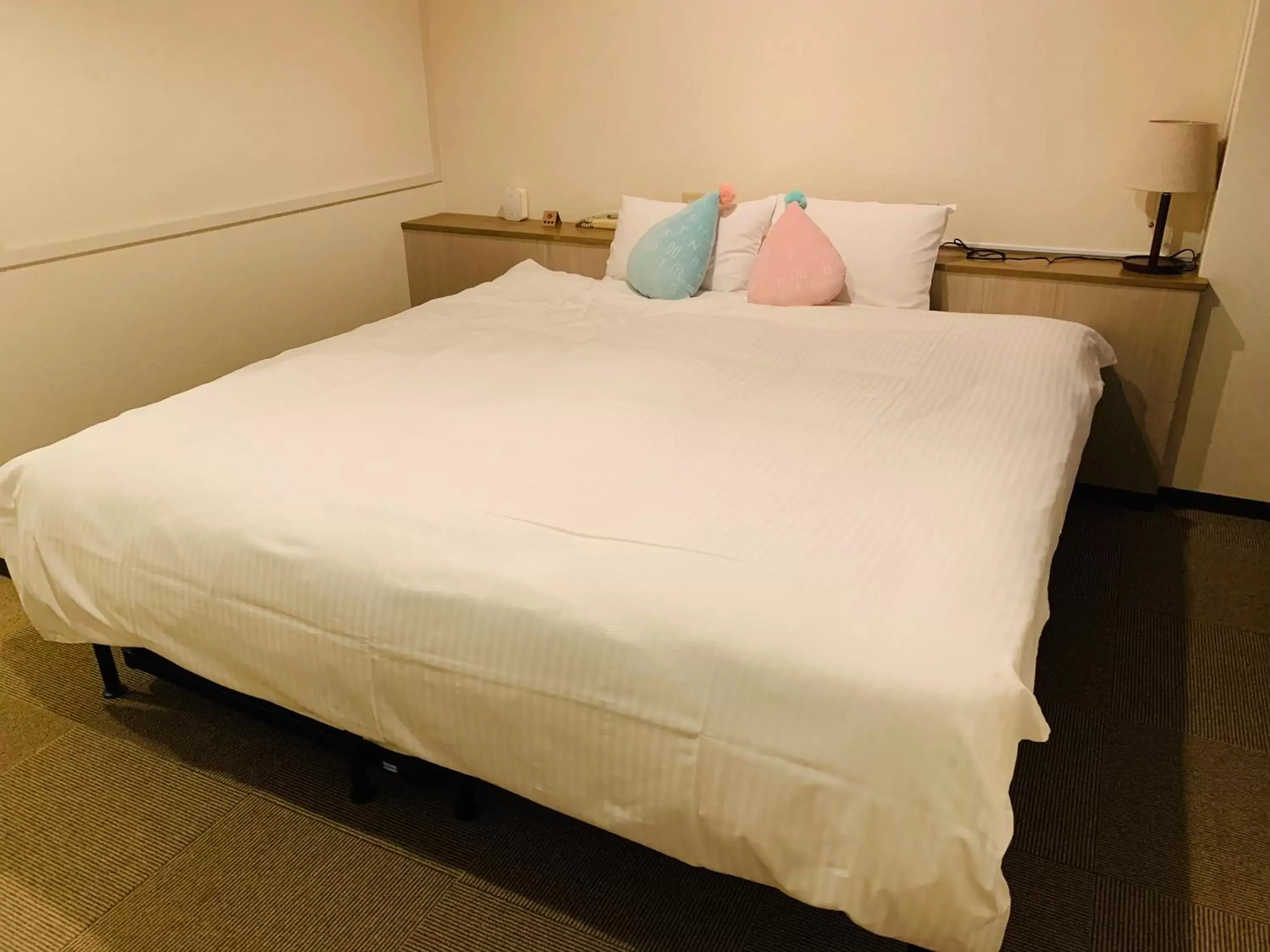 Bedroom, Bed in Hotel TRW