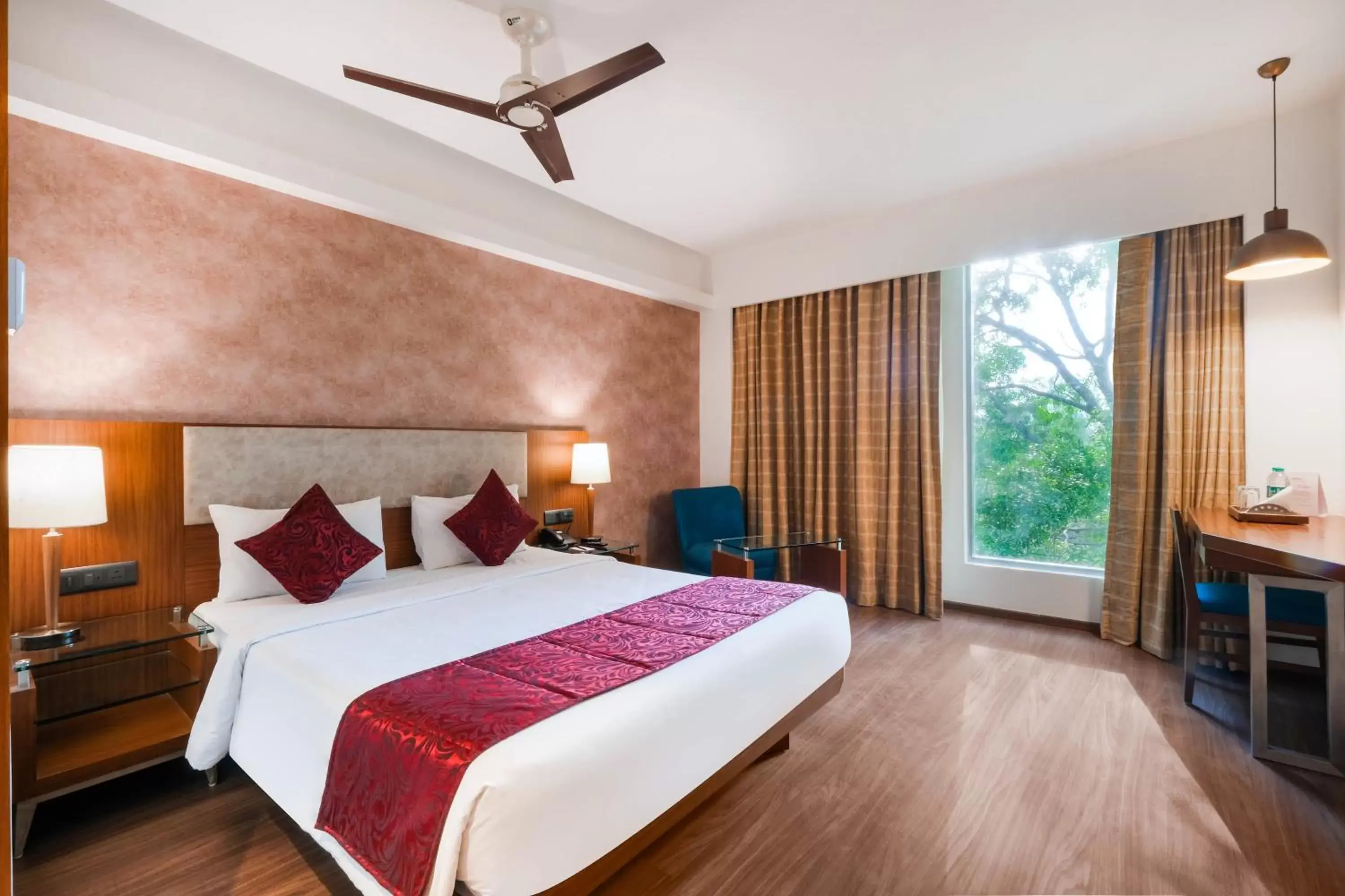 Bed in 7 Apple Hotel - Viman Nagar Pune