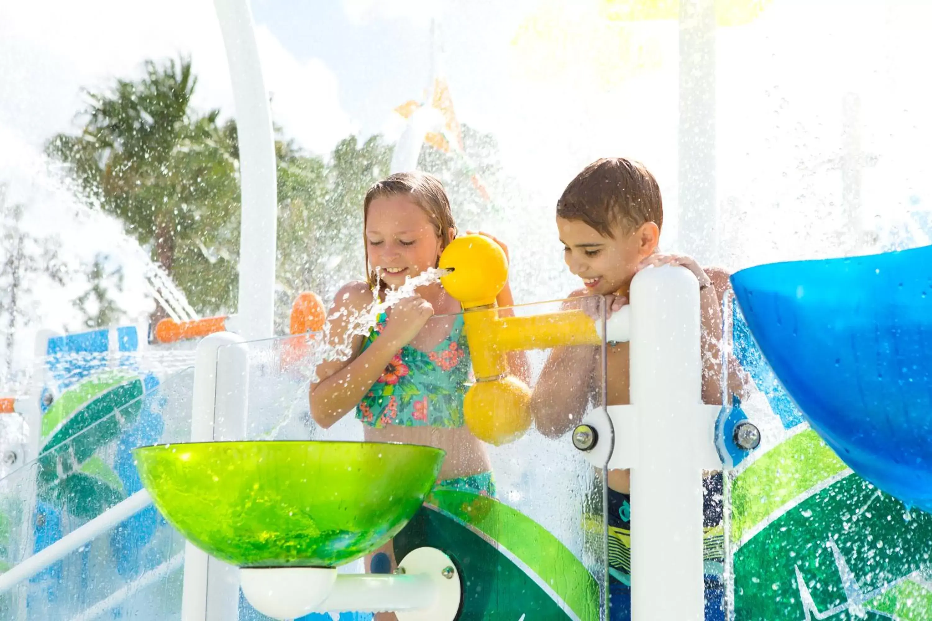 Aqua park, Children in The Grove Resort & Water Park Orlando