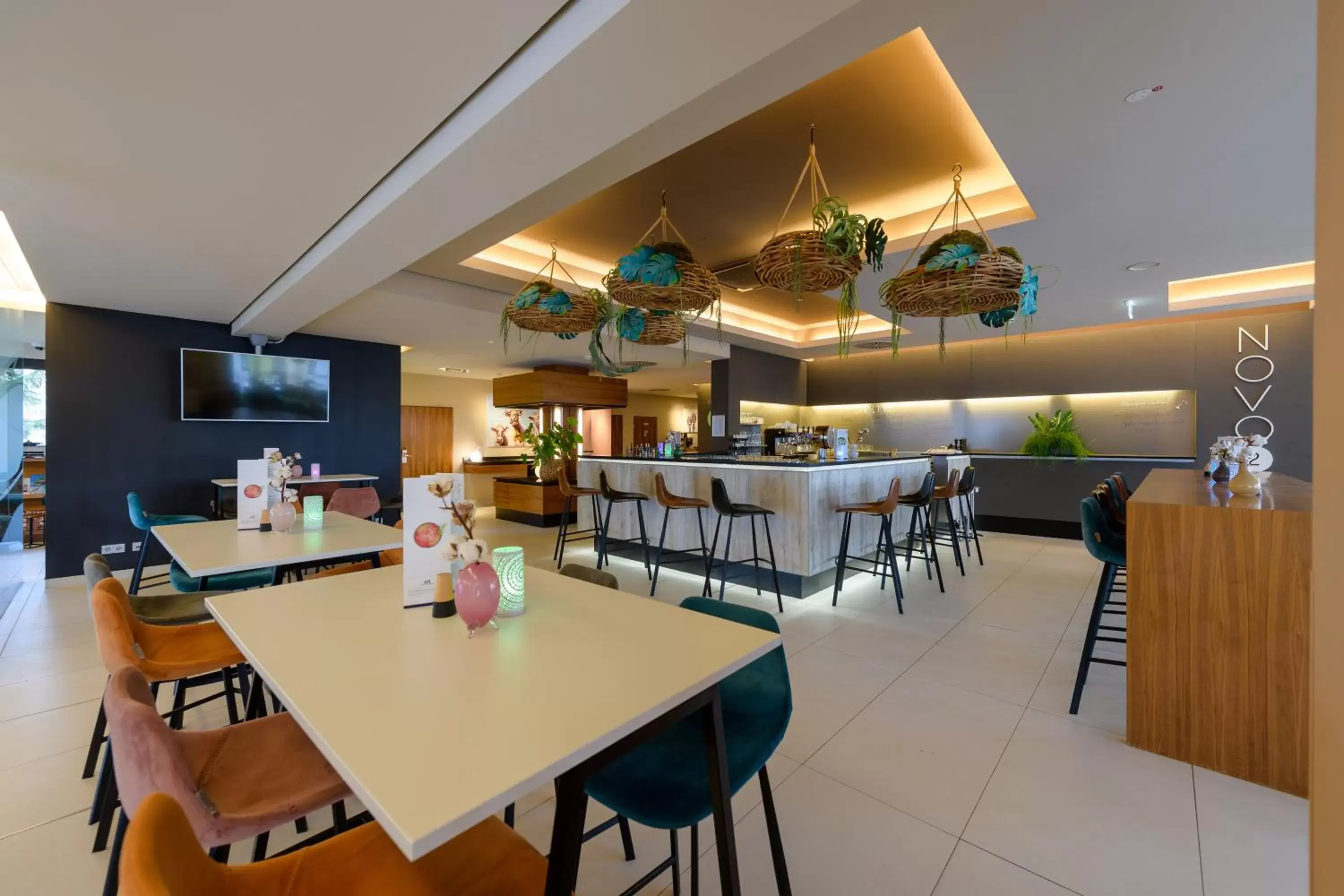 Restaurant/Places to Eat in Novotel Nurnberg AM Messezentrum