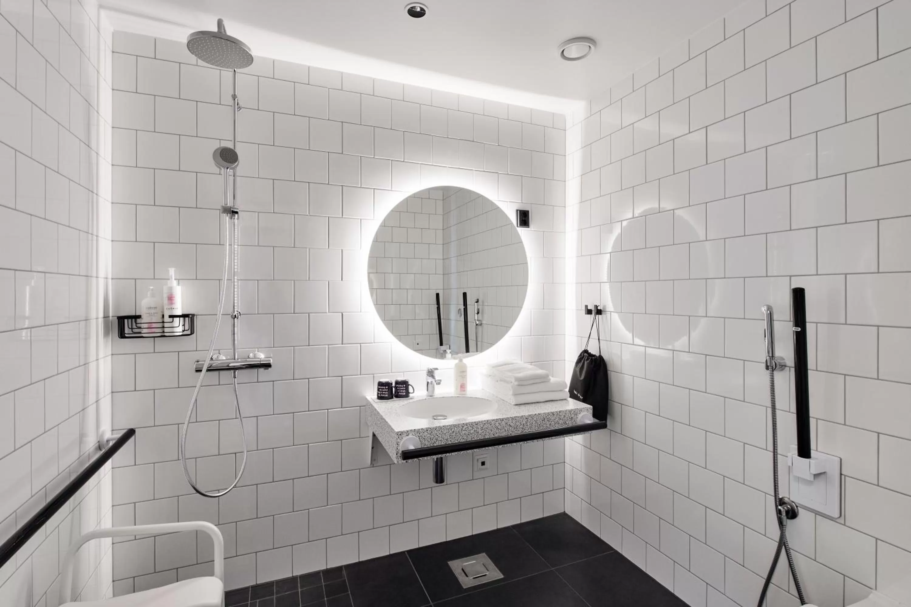 Bathroom in Heymo 1 by Sokos Hotels