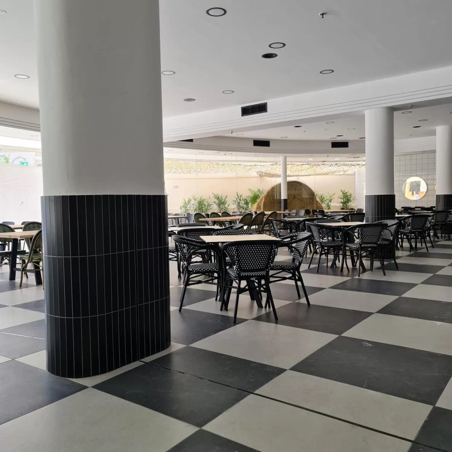 Restaurant/places to eat in Jacob Eilat