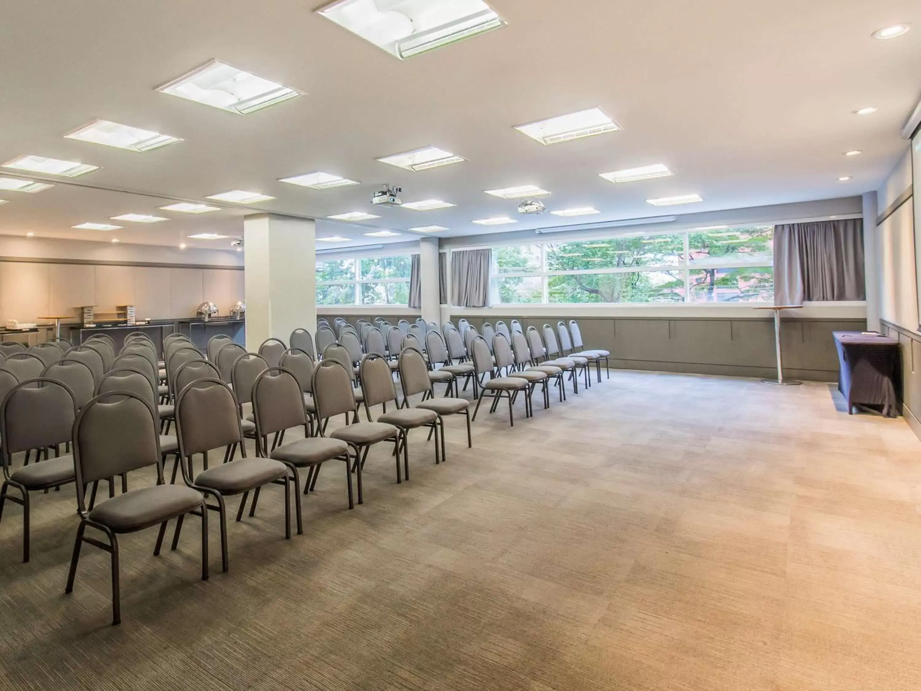 Meeting/conference room in Pullman Sao Paulo Vila Olimpia