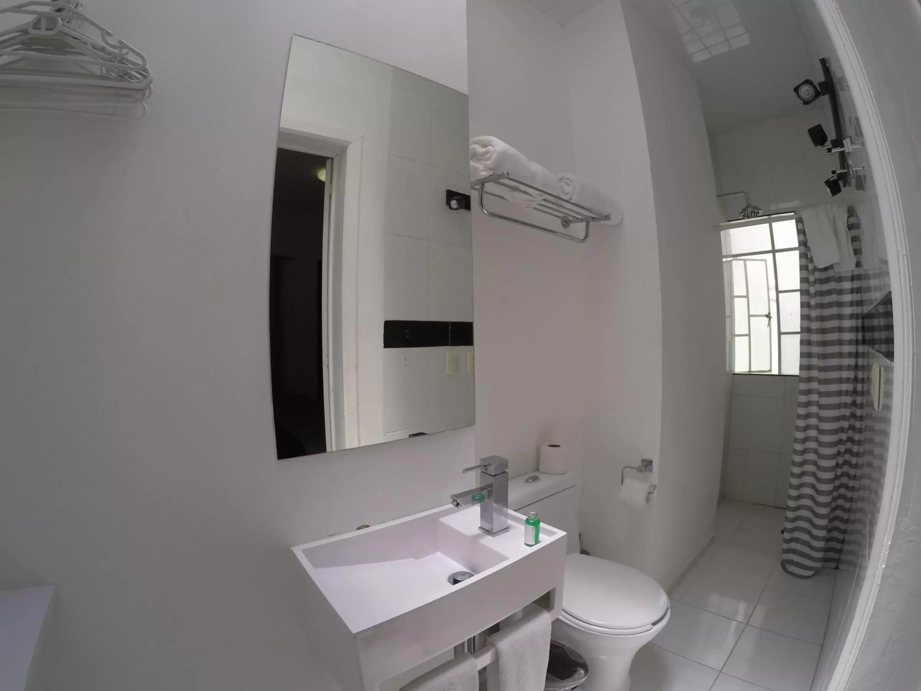 Bathroom in Distrito Condesa Rooms and Studios