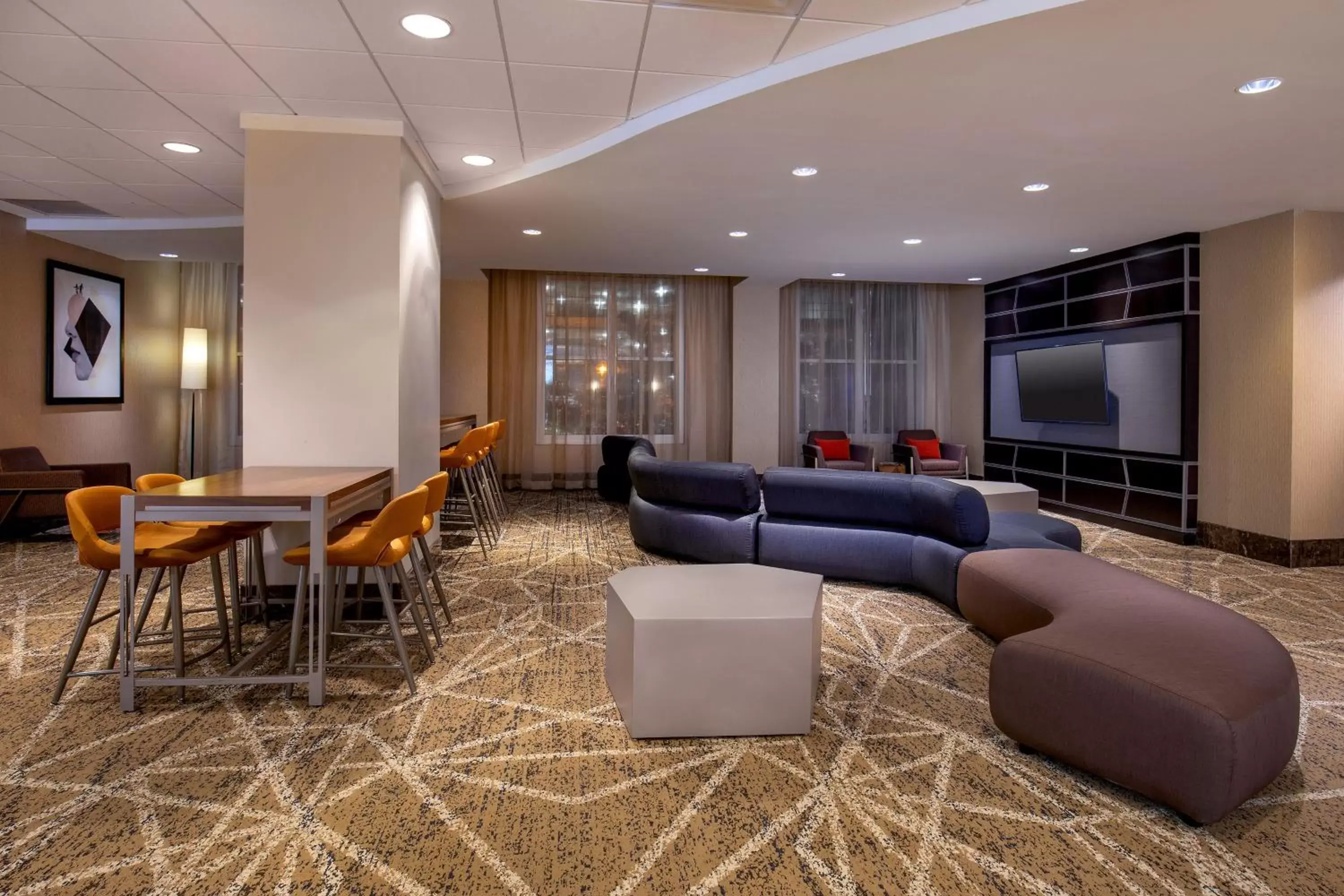 Lobby or reception, Seating Area in Courtland Grand Hotel, Trademark Collection by Wyndham