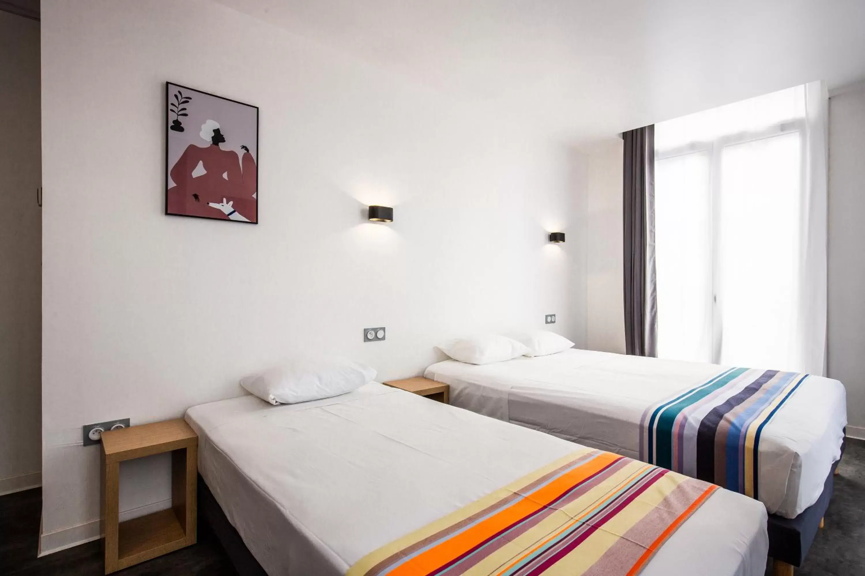 Bed in Hôtel PB - Paris-Barcelone